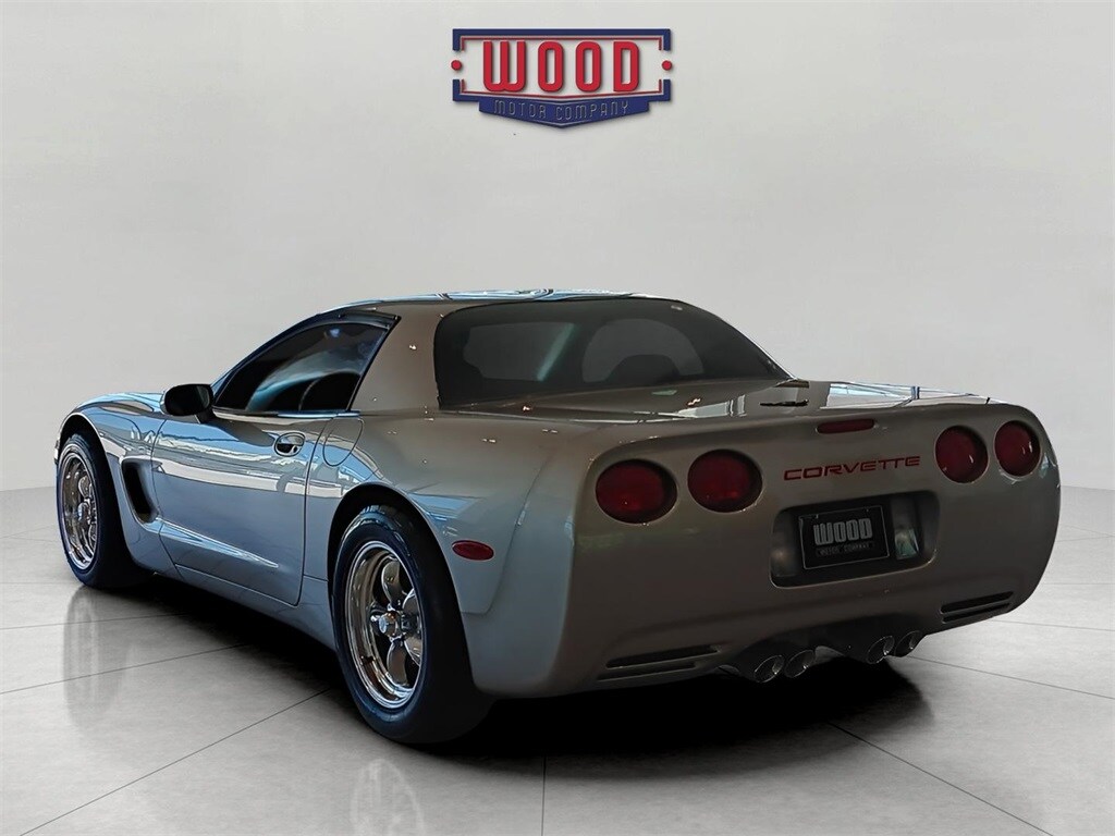 2000 Chevrolet Corvette Base Coupe photo 4