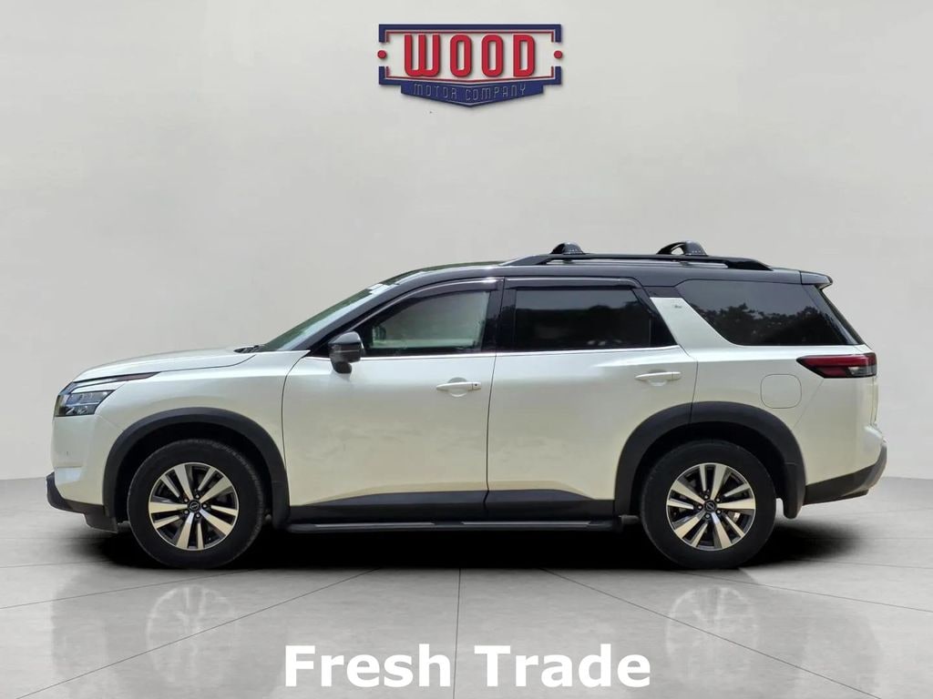 Used 2023 Nissan Pathfinder SL SUV
