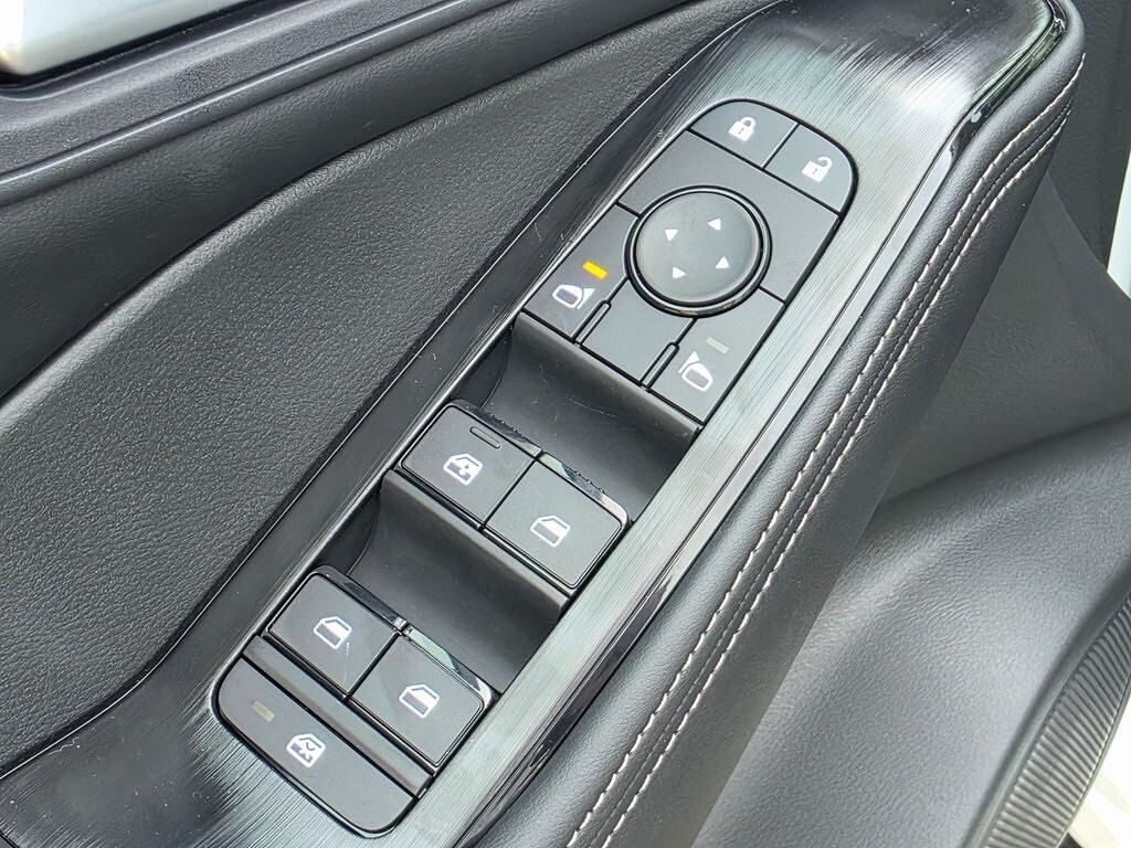 New 2026 Nissan Rogue SV SUV