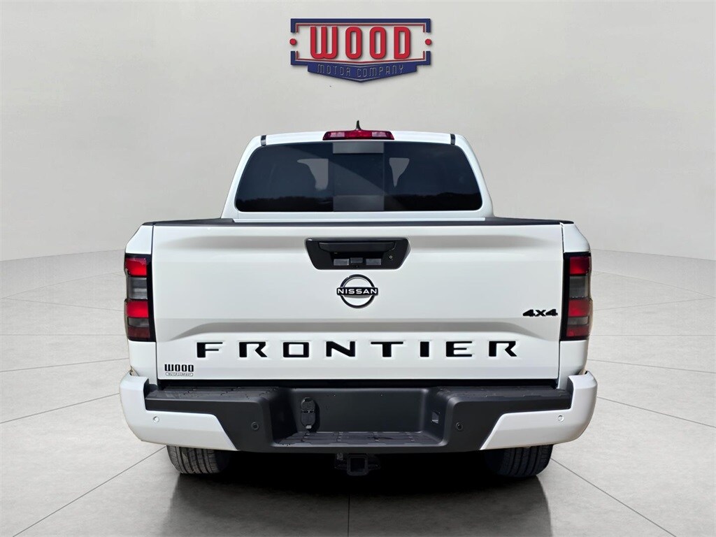 2026 Nissan Frontier SV photo 3
