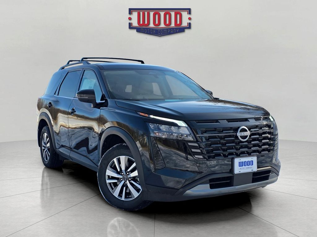 2026 Nissan Pathfinder SL 4WD's photo