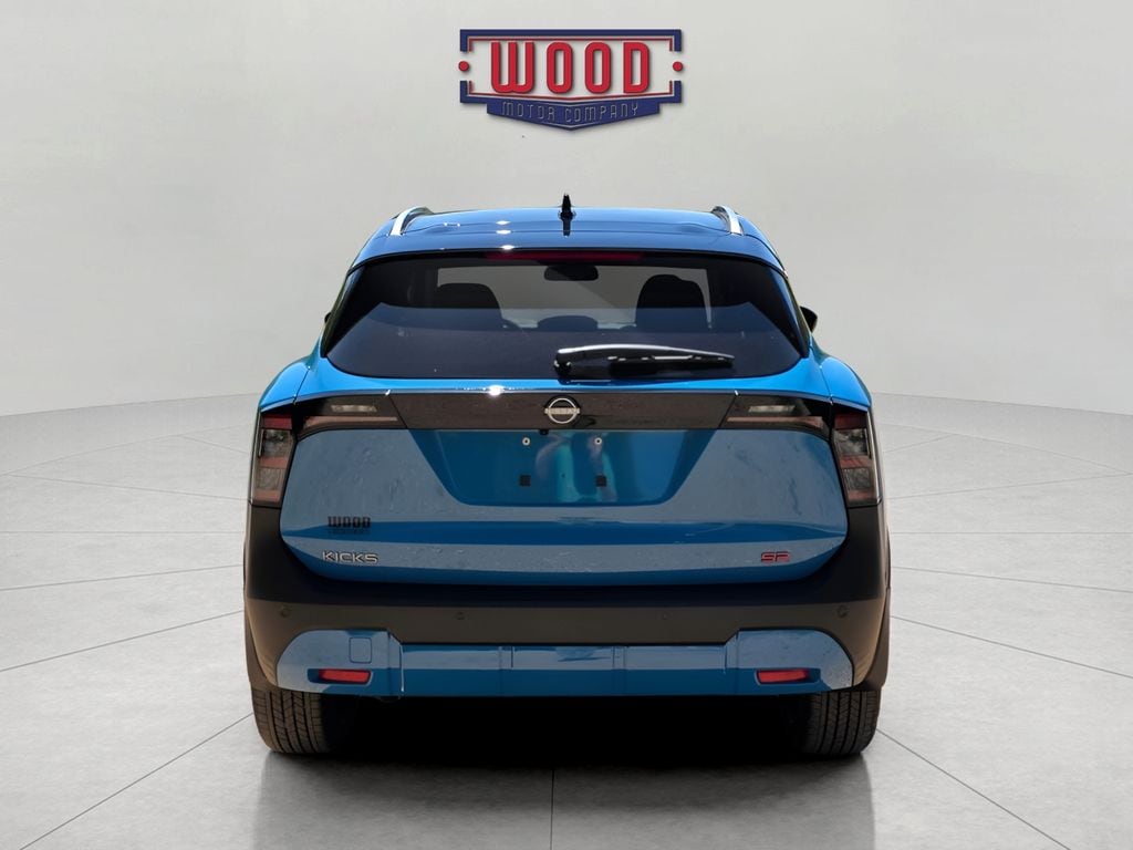 New 2026 Nissan Kicks SR SUV