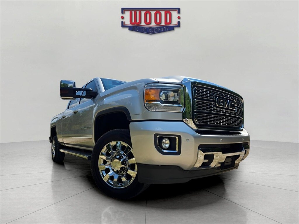 2019 Gmc Sierra 2500 HD Denali photo 4