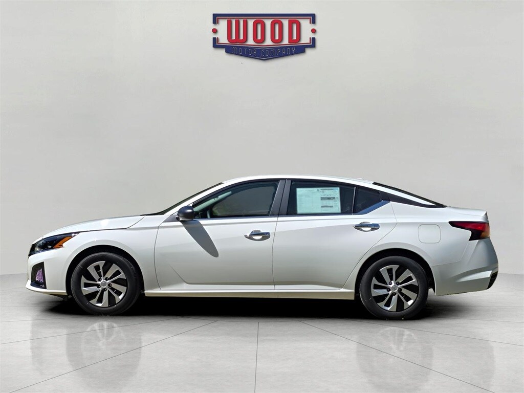 2025 Nissan Altima S photo 4