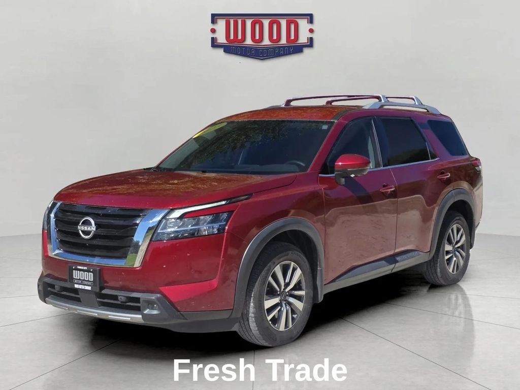 Used 2023 Nissan Pathfinder SL SUV