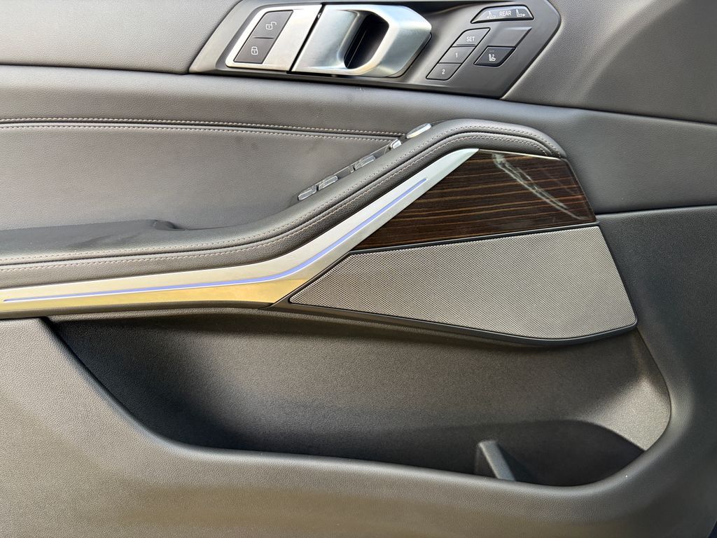 2023 BMW X7 40i - Photo 19