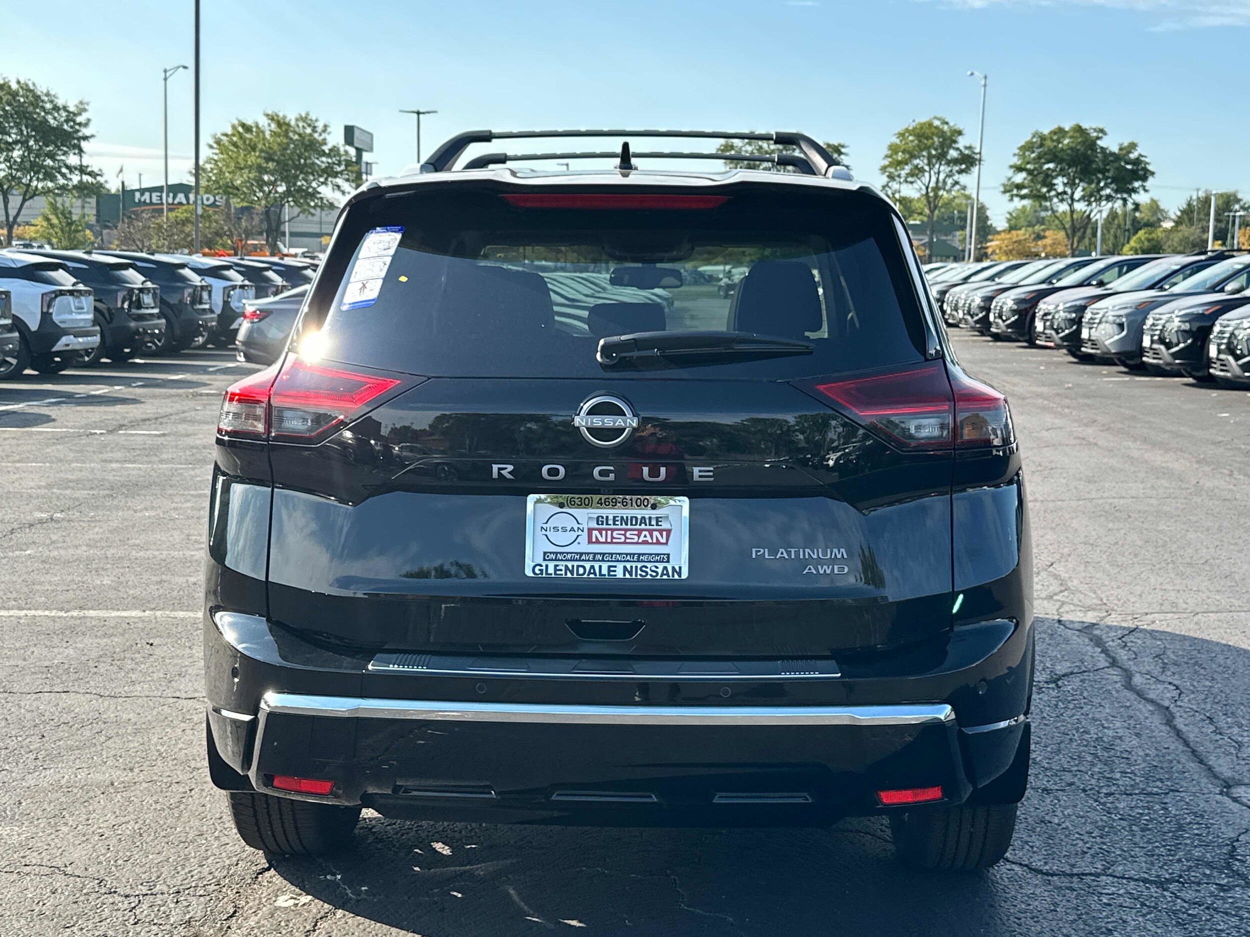 2026 Nissan Rogue Platinum photo 2