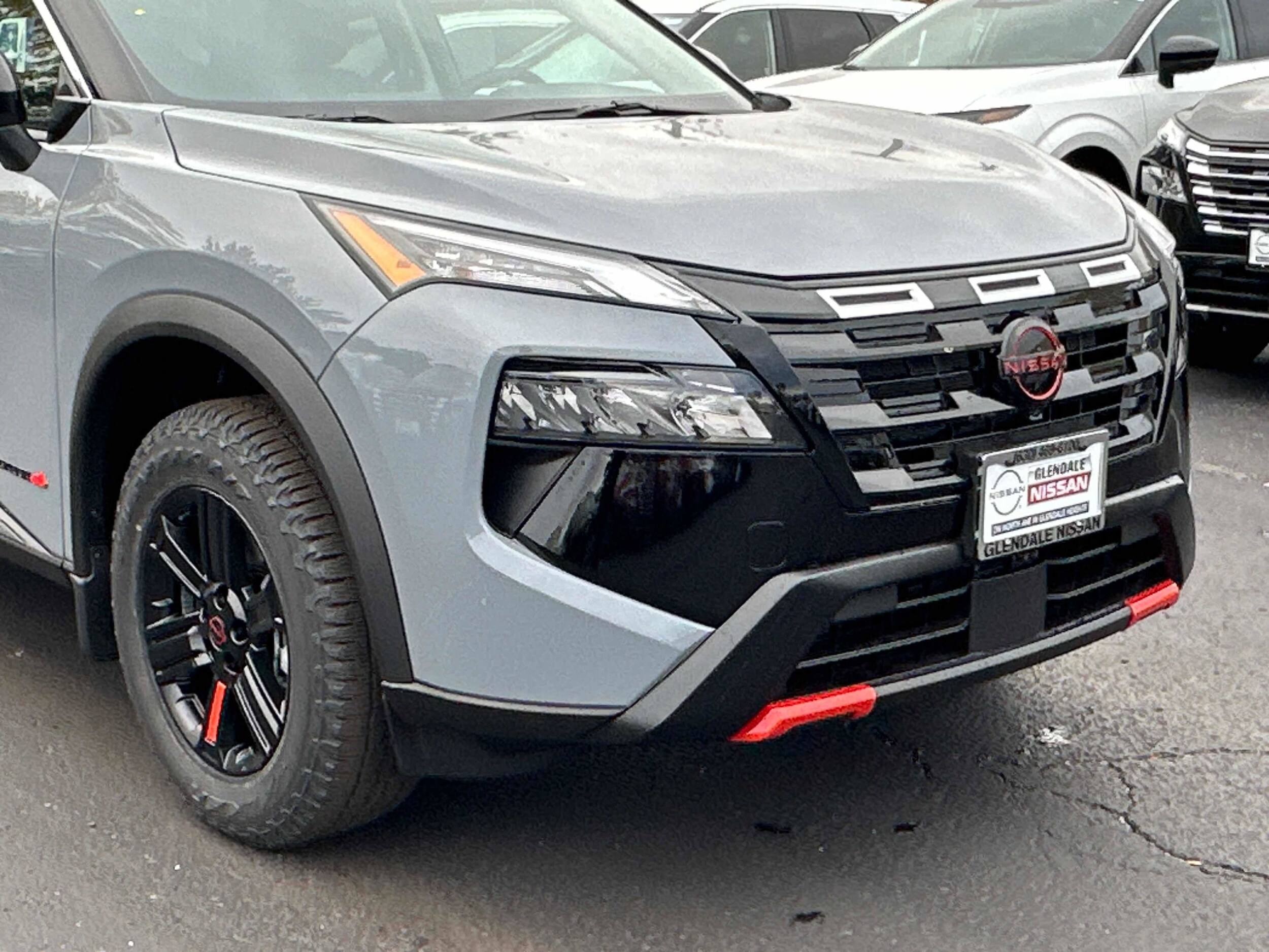 2026 Nissan Rogue SV photo 4