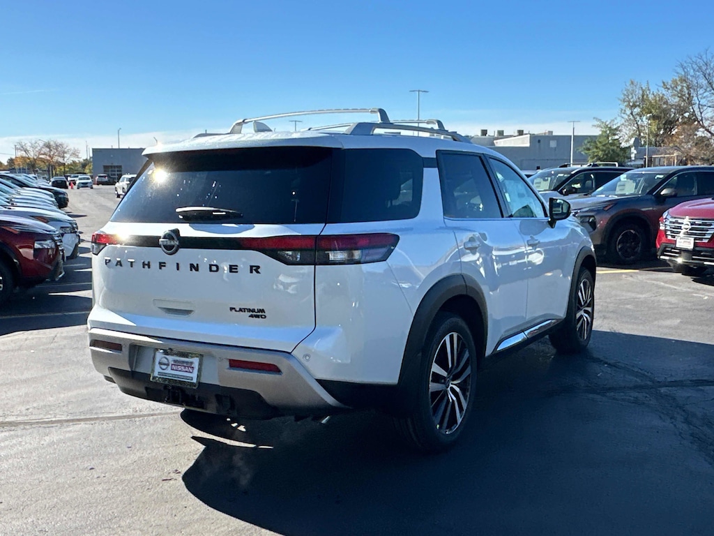 New 2025 Nissan Pathfinder Platinum Platinum 4WD