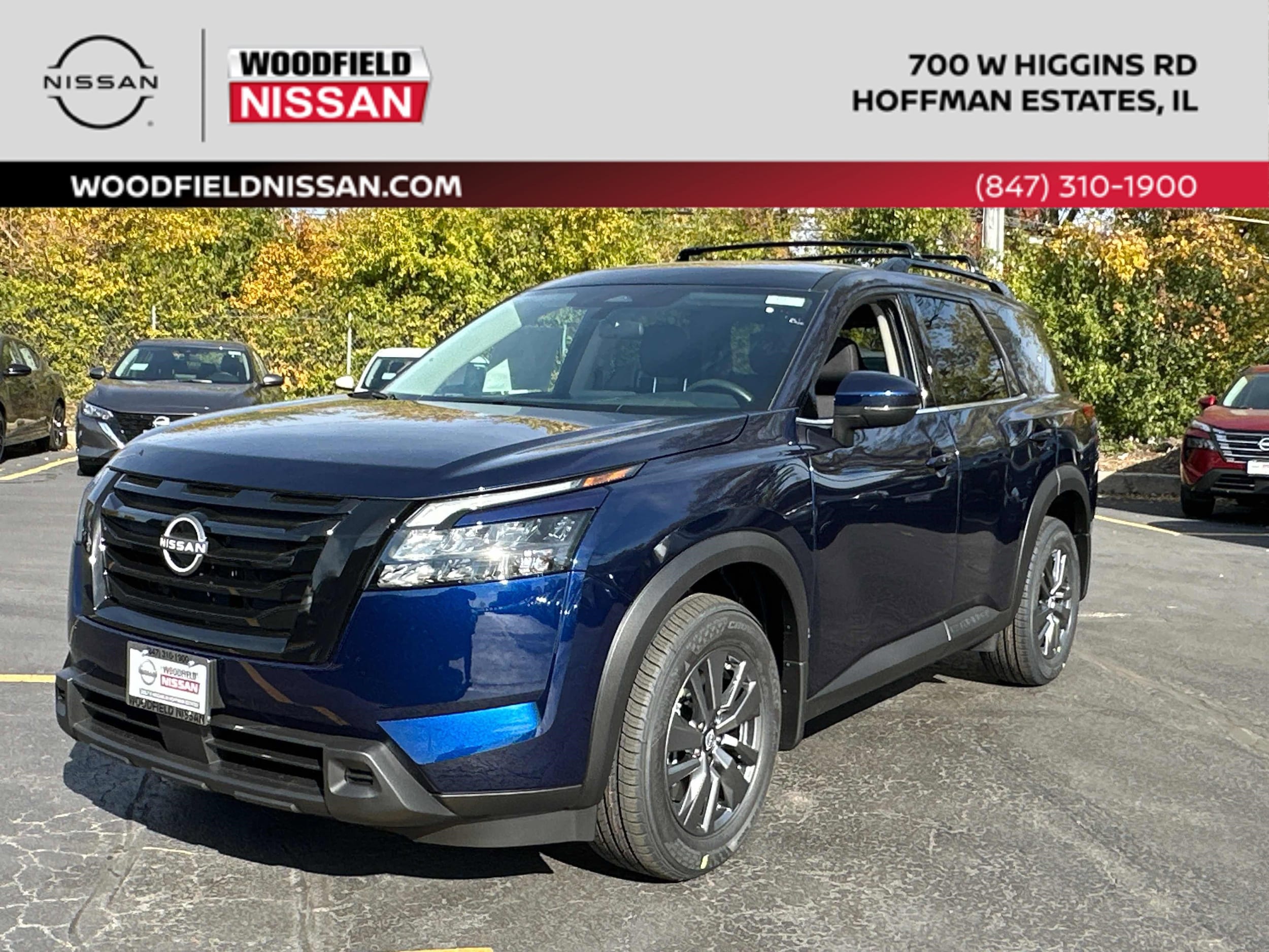 2025 Nissan Pathfinder SV's photo
