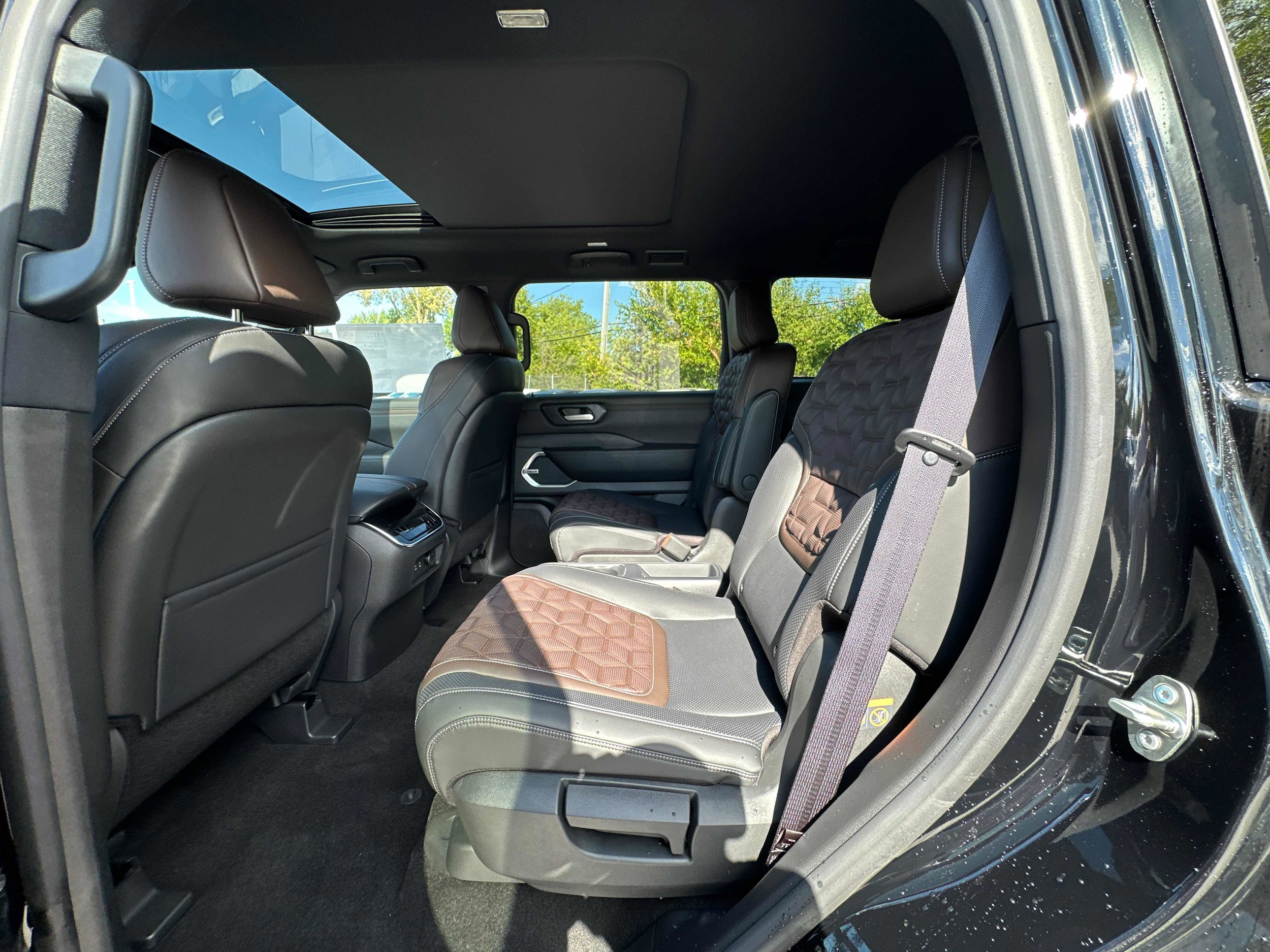 2026 Nissan Armada Platinum - Photo 28