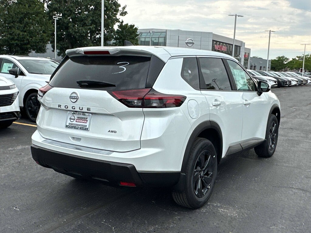 New 2026 Nissan Rogue SV 2026.5 AWD SV