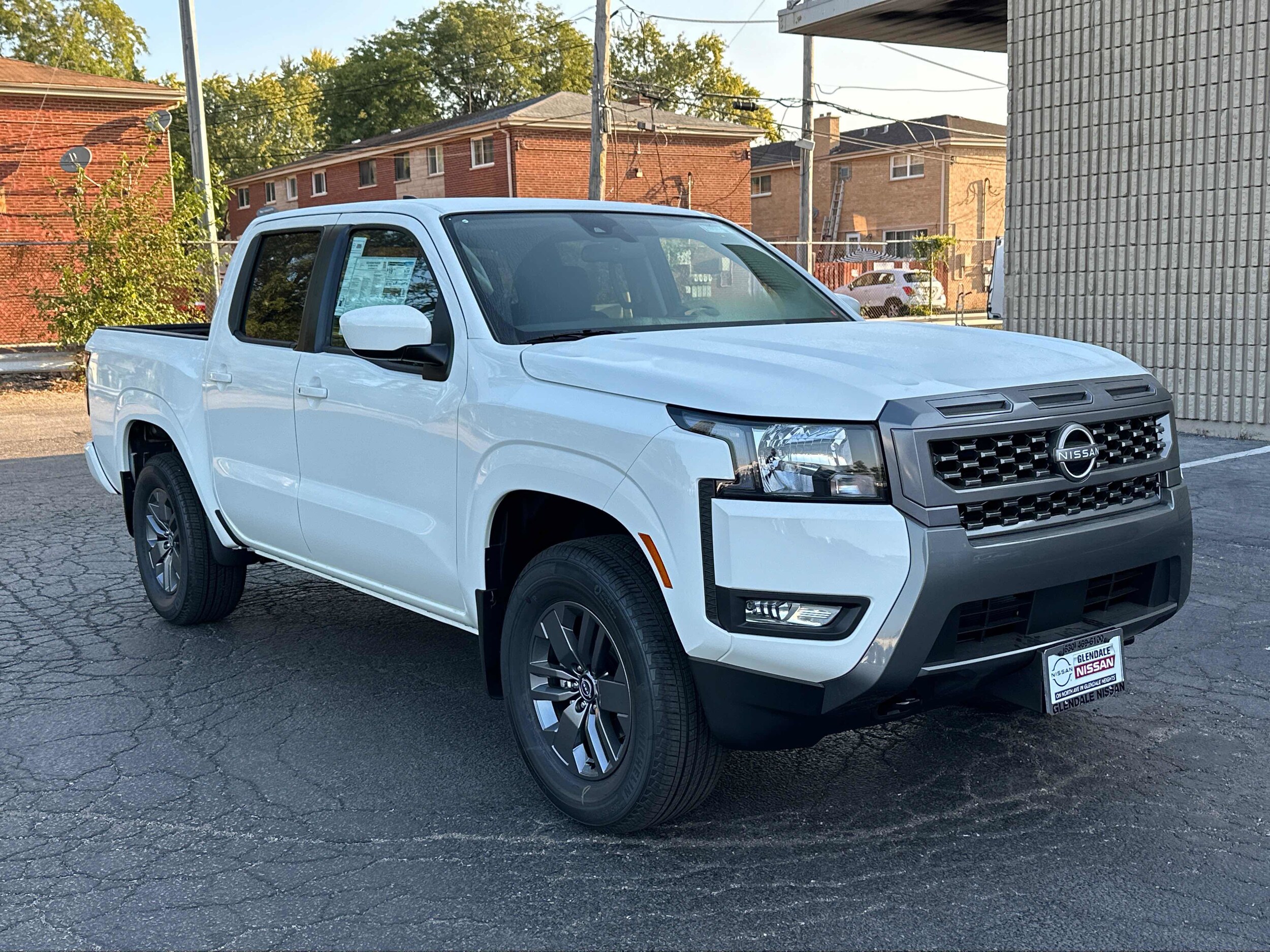 2025 Nissan Frontier Crew Cab SV photo 3