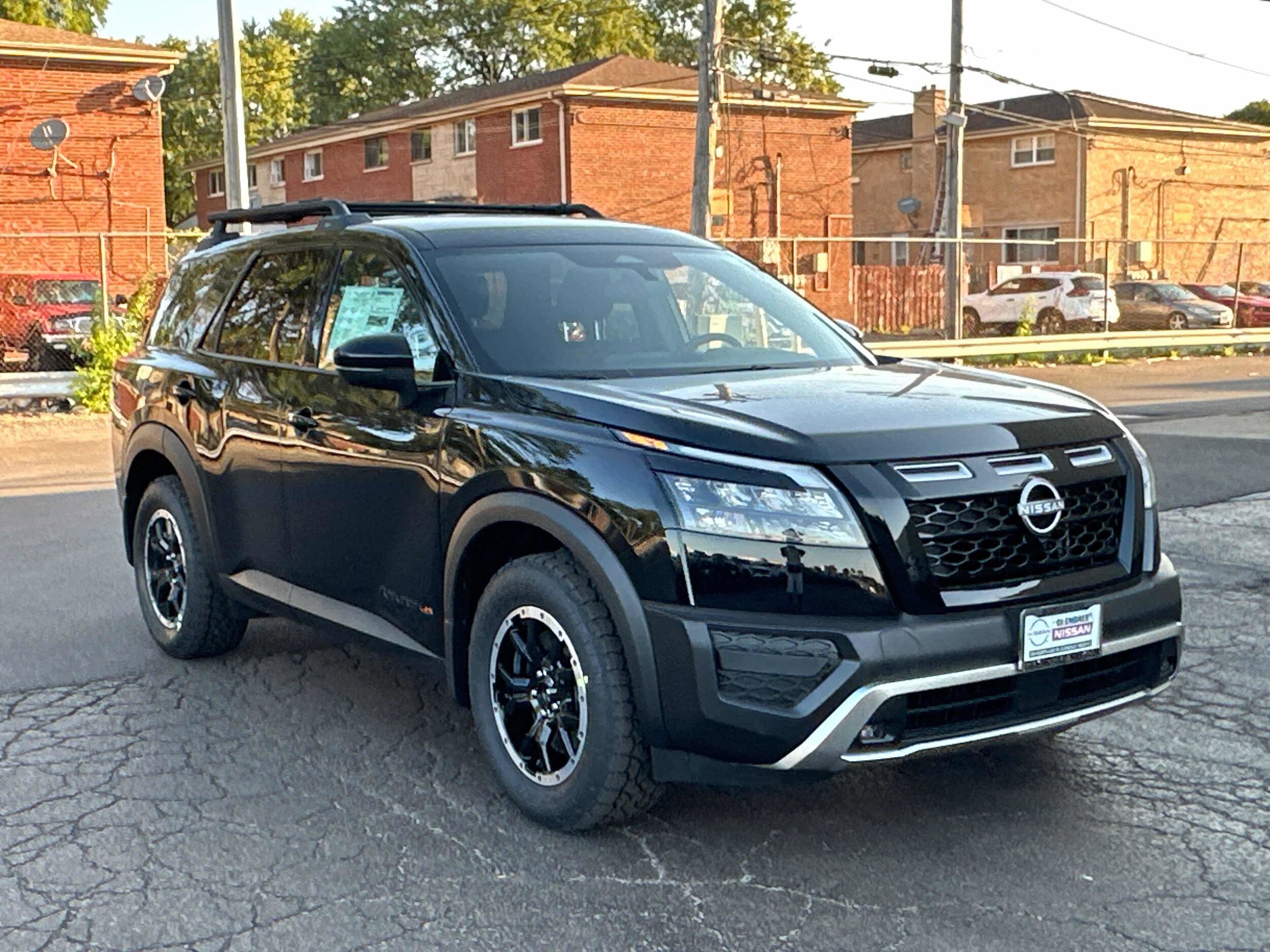 2025 Nissan Pathfinder Rock Creek photo 2