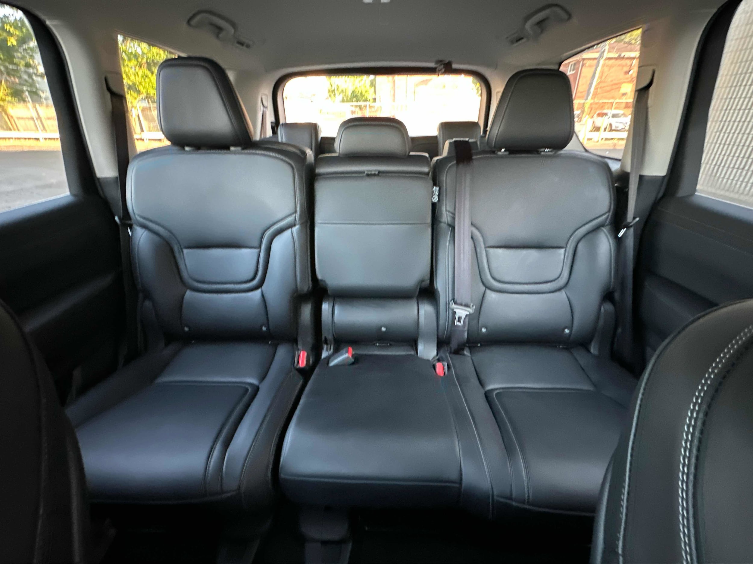 2026 Nissan Armada SV - Photo 25