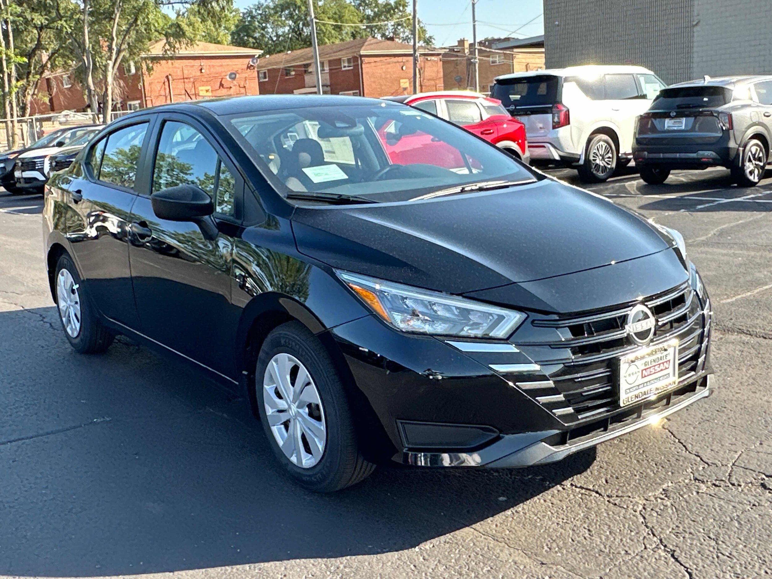 2025 Nissan Versa S photo 3