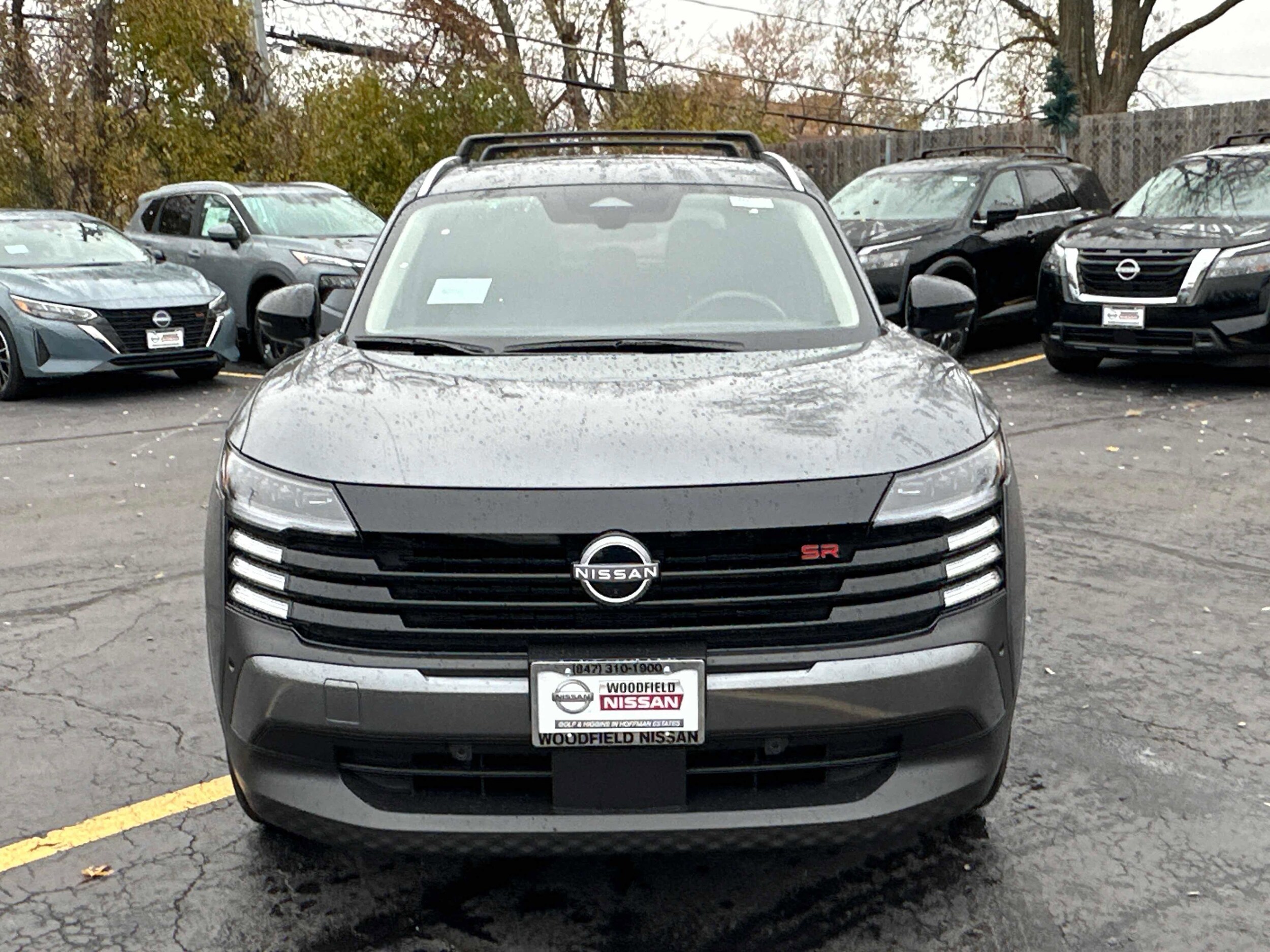 2026 Nissan Kicks SR photo 2