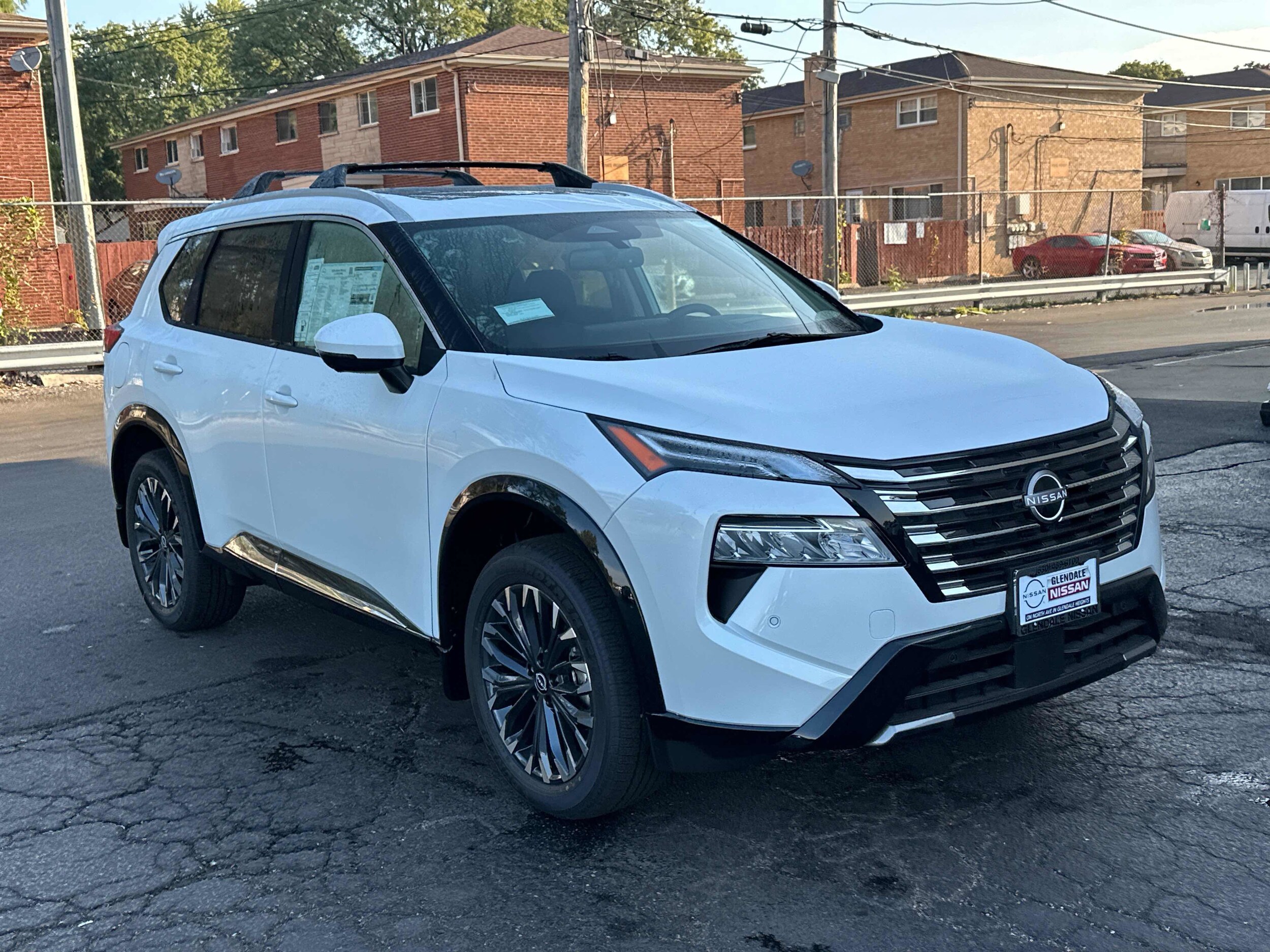 2026 Nissan Rogue Platinum photo 2