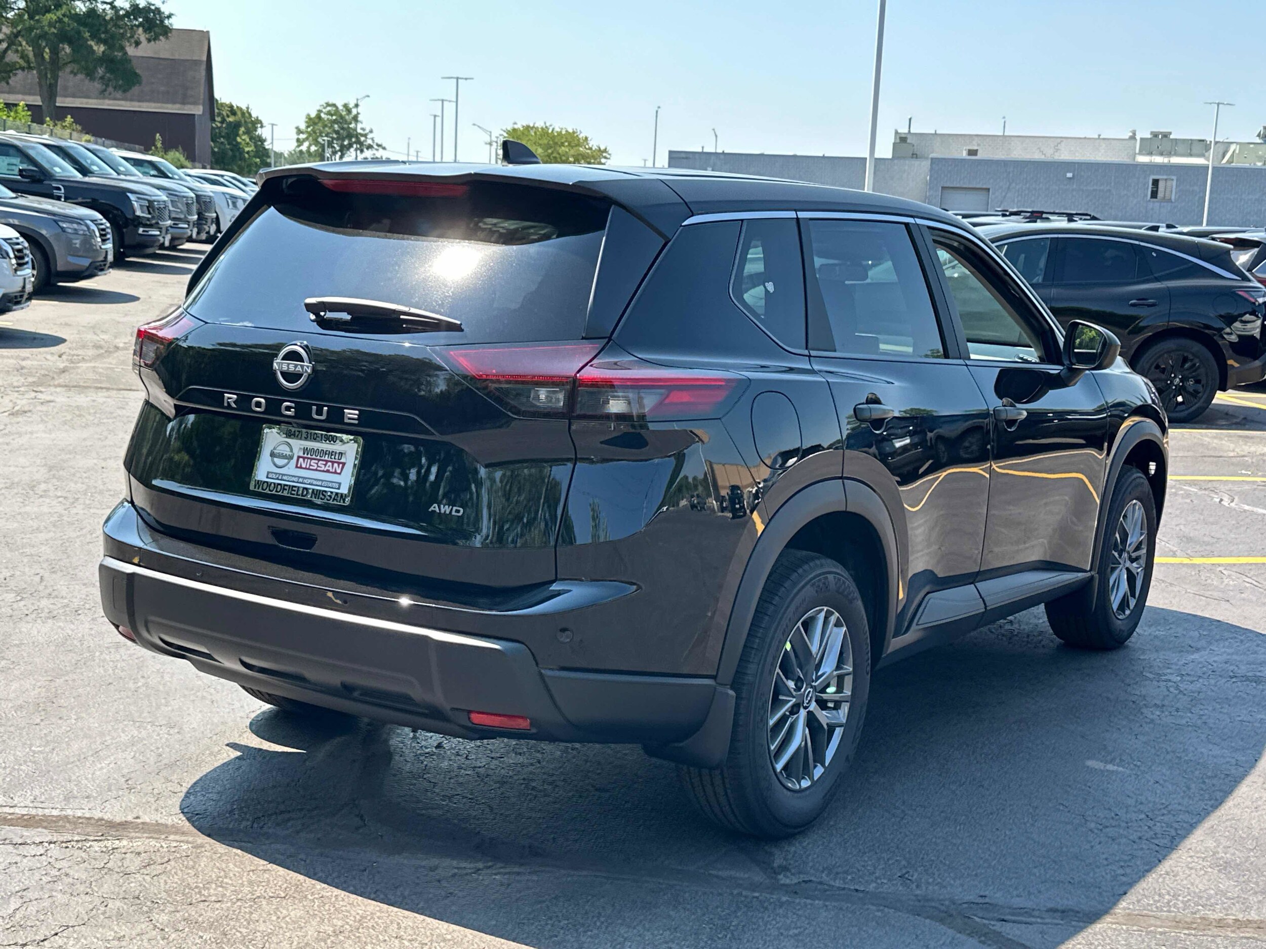 2026 Nissan Rogue S photo 3