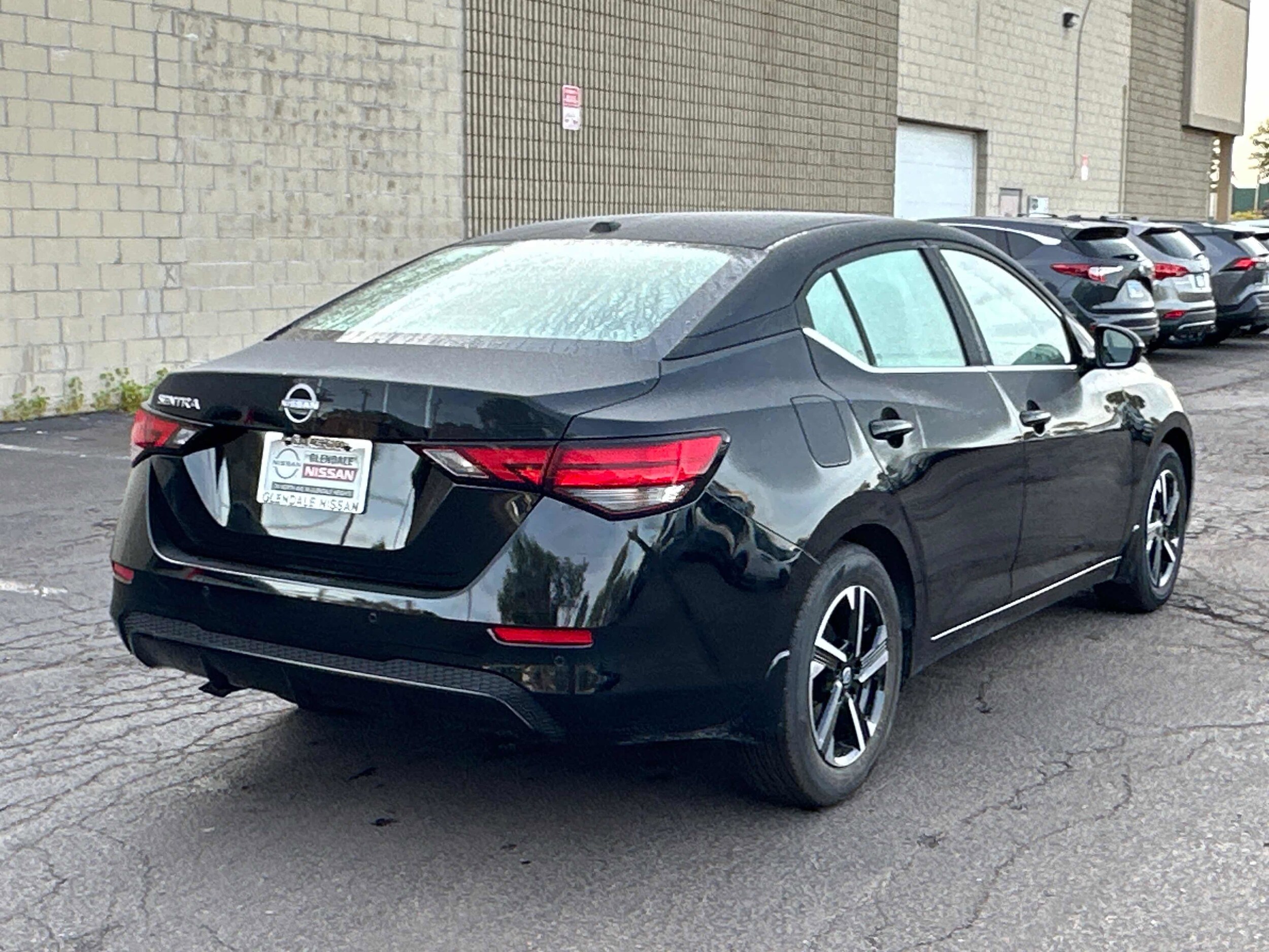2025 Nissan Sentra SV photo 4