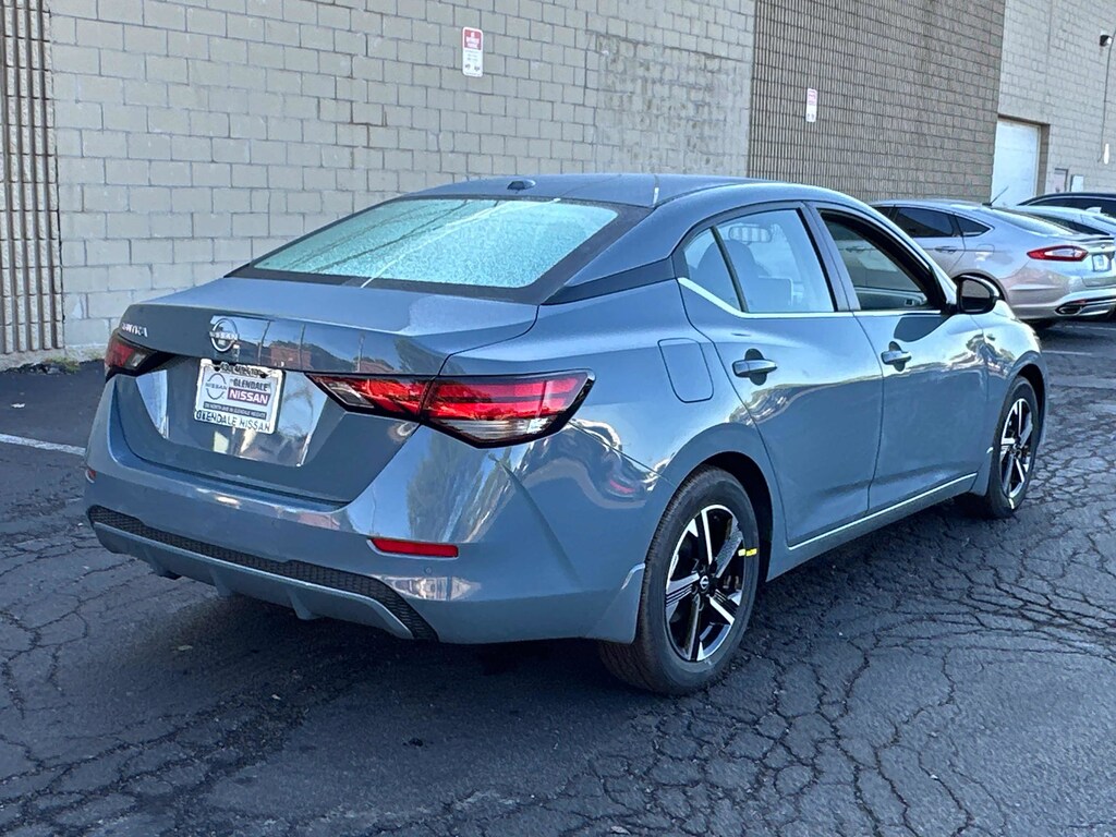 New 2025 Nissan Sentra SV SV CVT