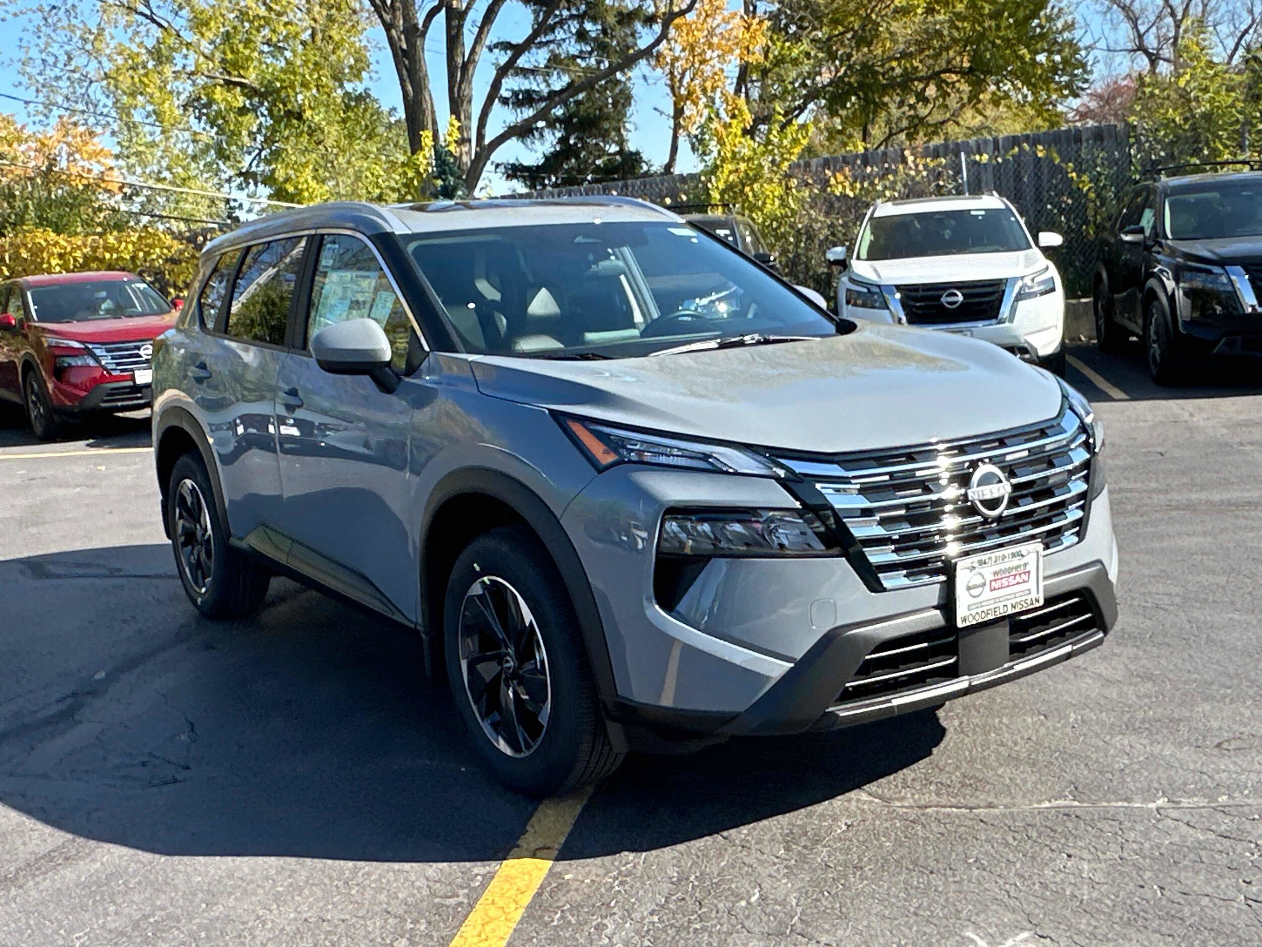 2026 Nissan Rogue AWD SV photo 2