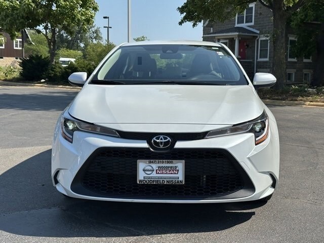 2022 Toyota Corolla LE photo 2