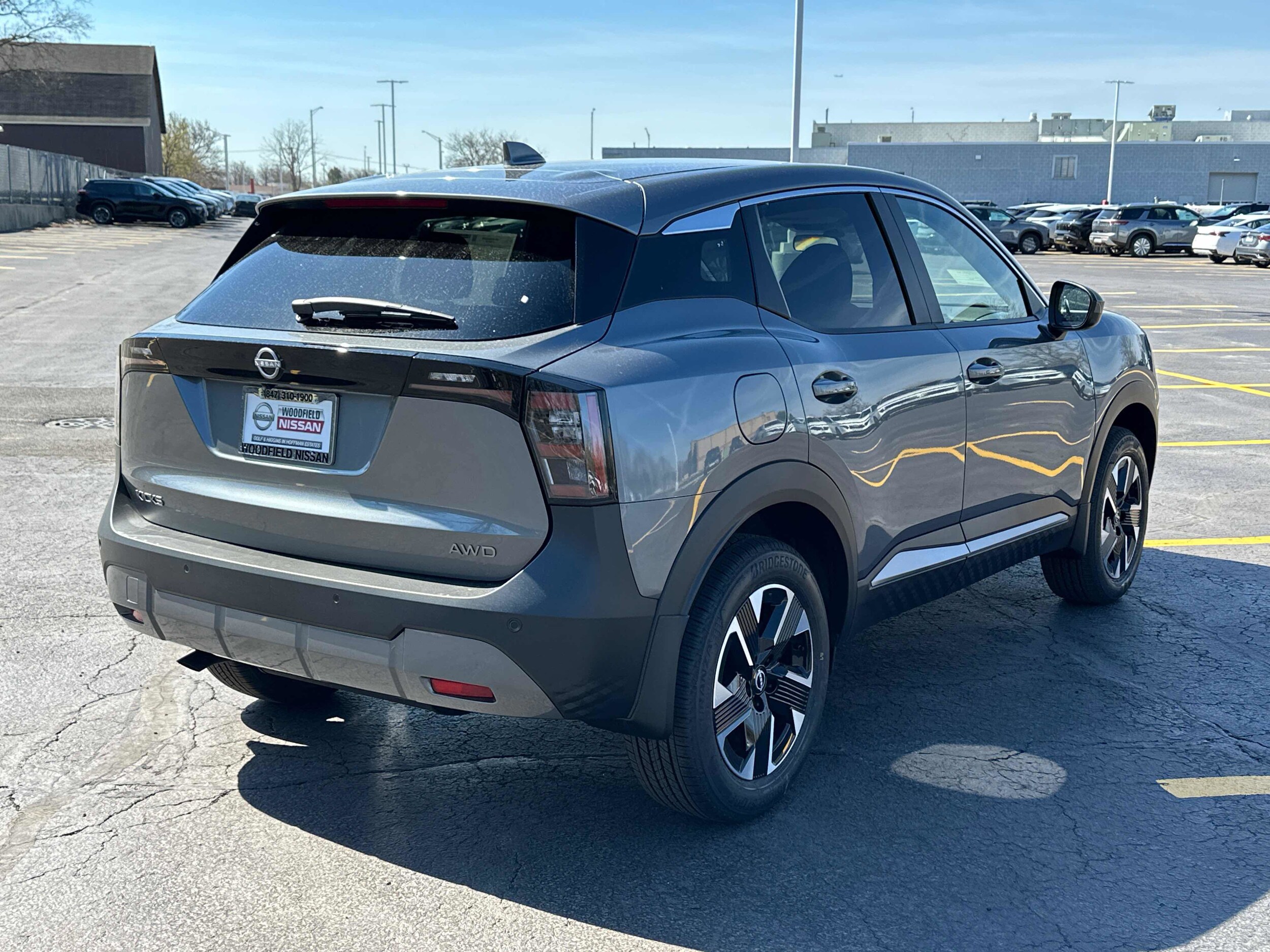 2025 Nissan Kicks SV photo 3