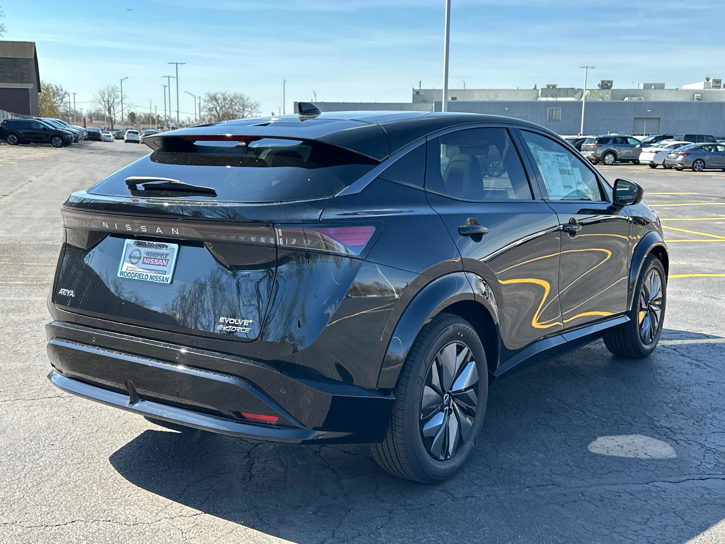 2025 Nissan ARIYA Evolve+ e-4ORCE photo 3