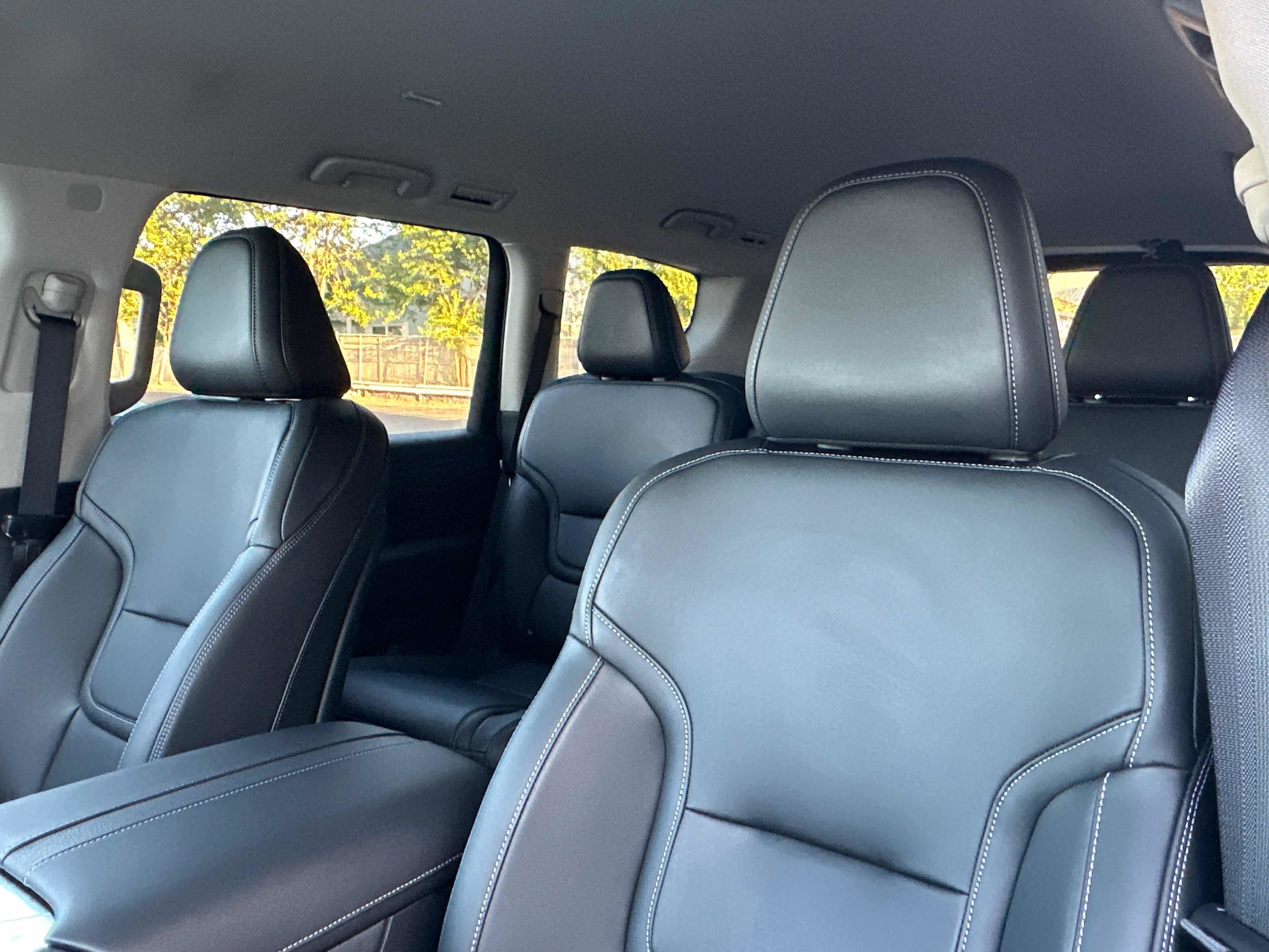 2026 Nissan Armada SV - Photo 24