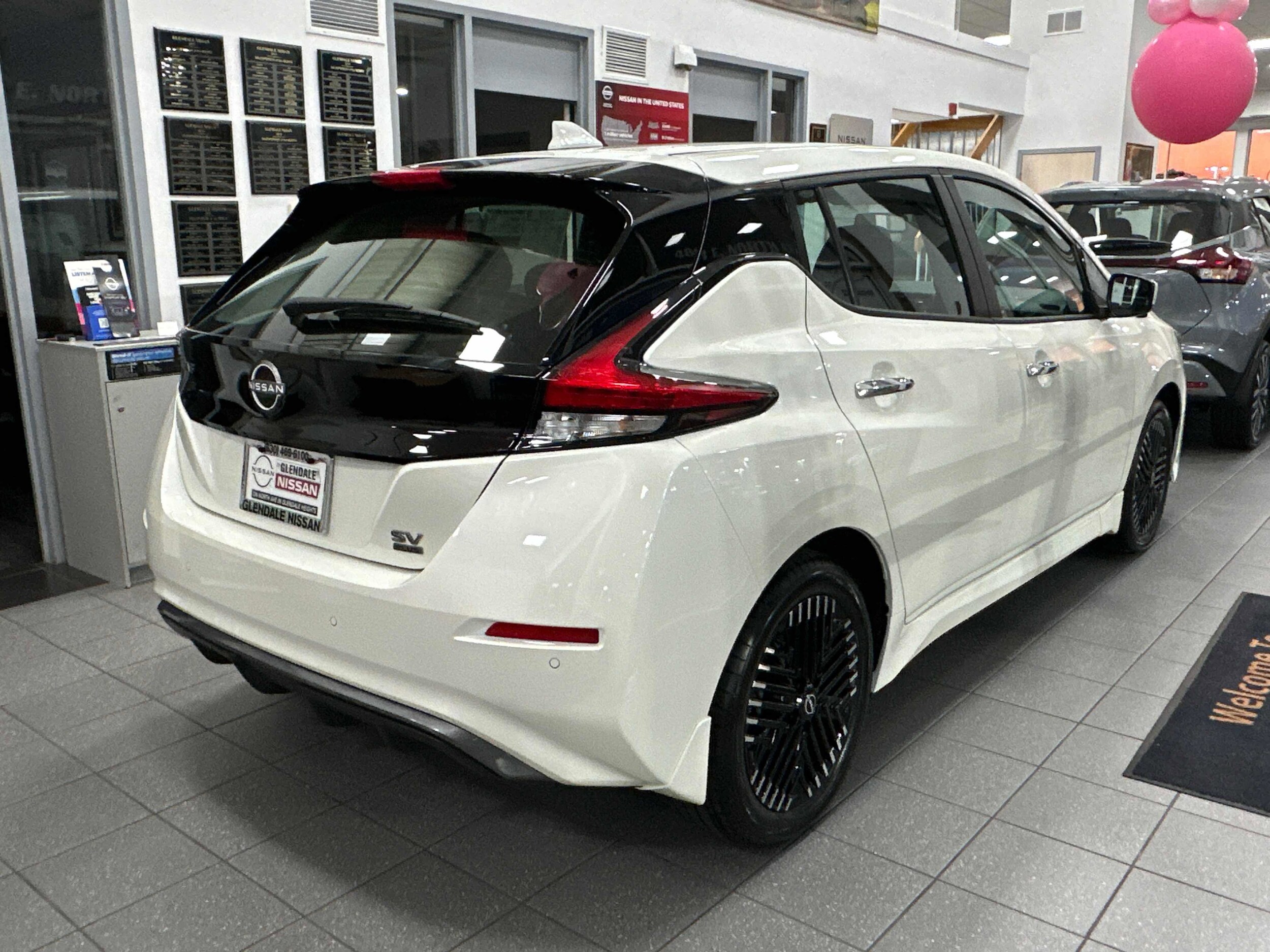 2024 Nissan Leaf SV Plus photo 3
