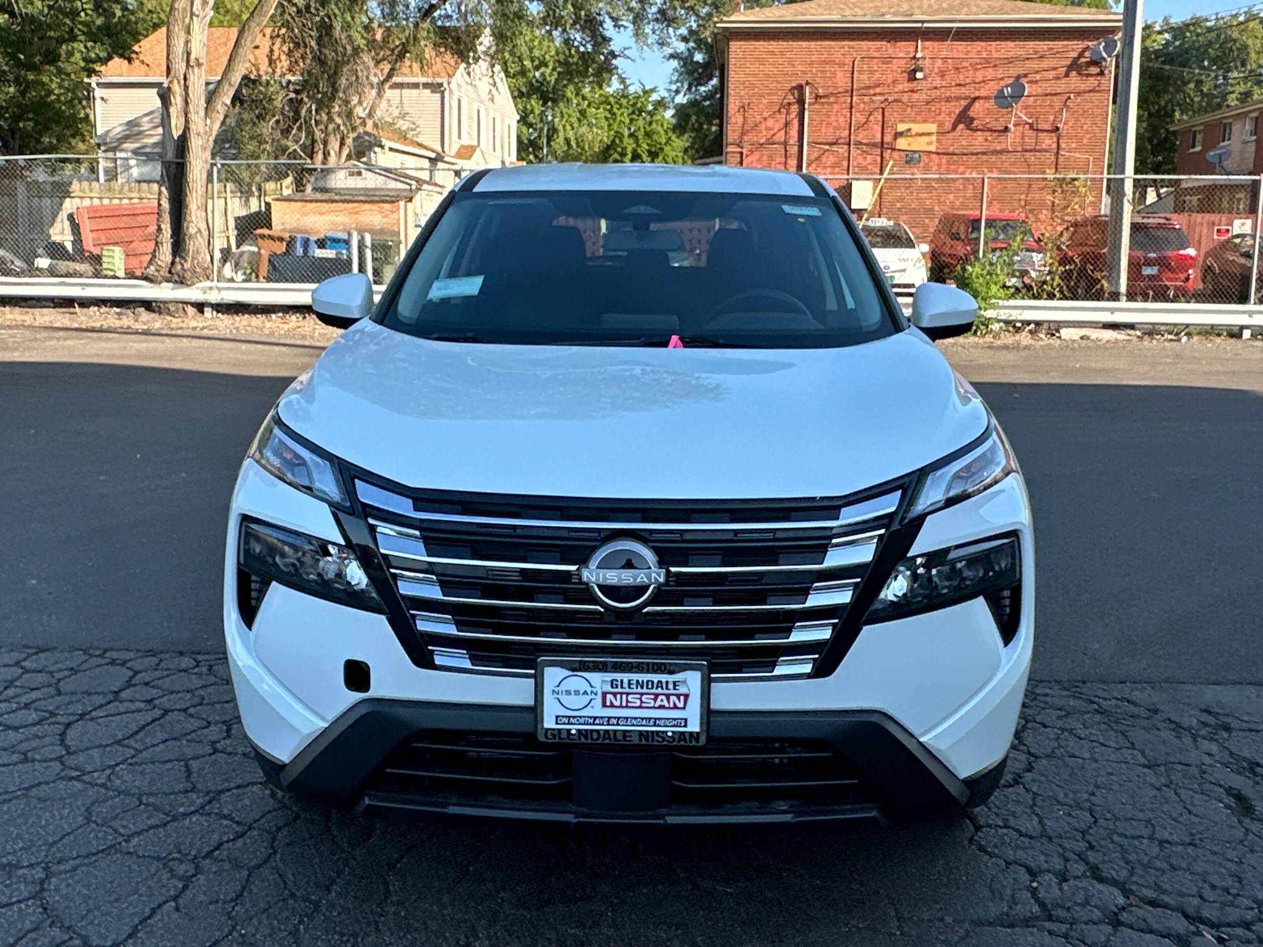 2026 Nissan Rogue SV photo 2