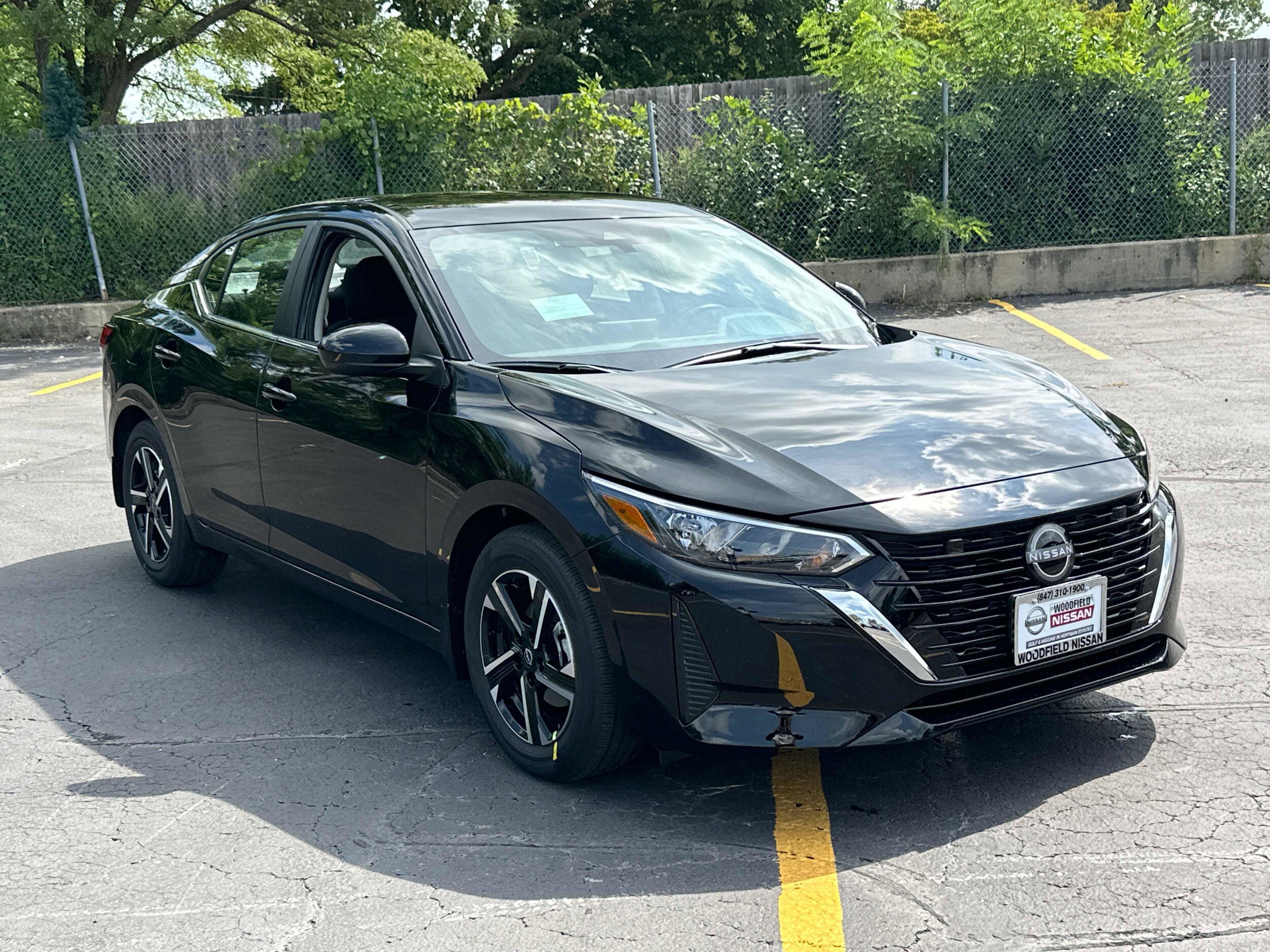2025 Nissan Sentra SV photo 2