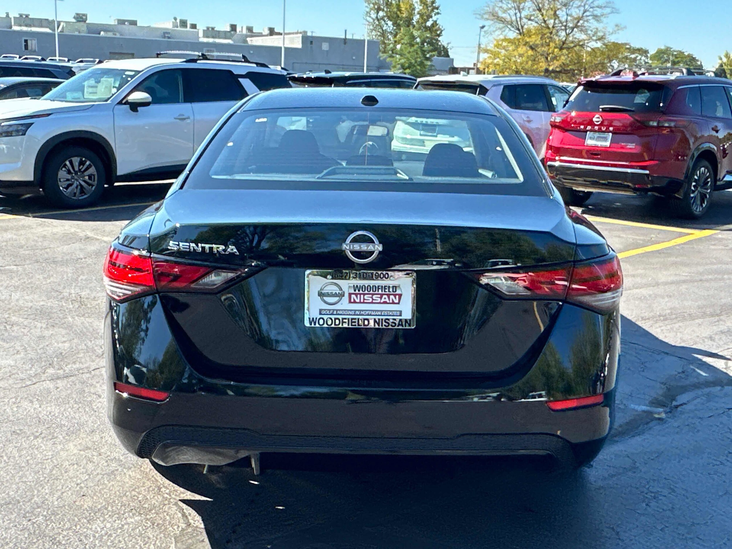 2025 Nissan Sentra SV photo 4