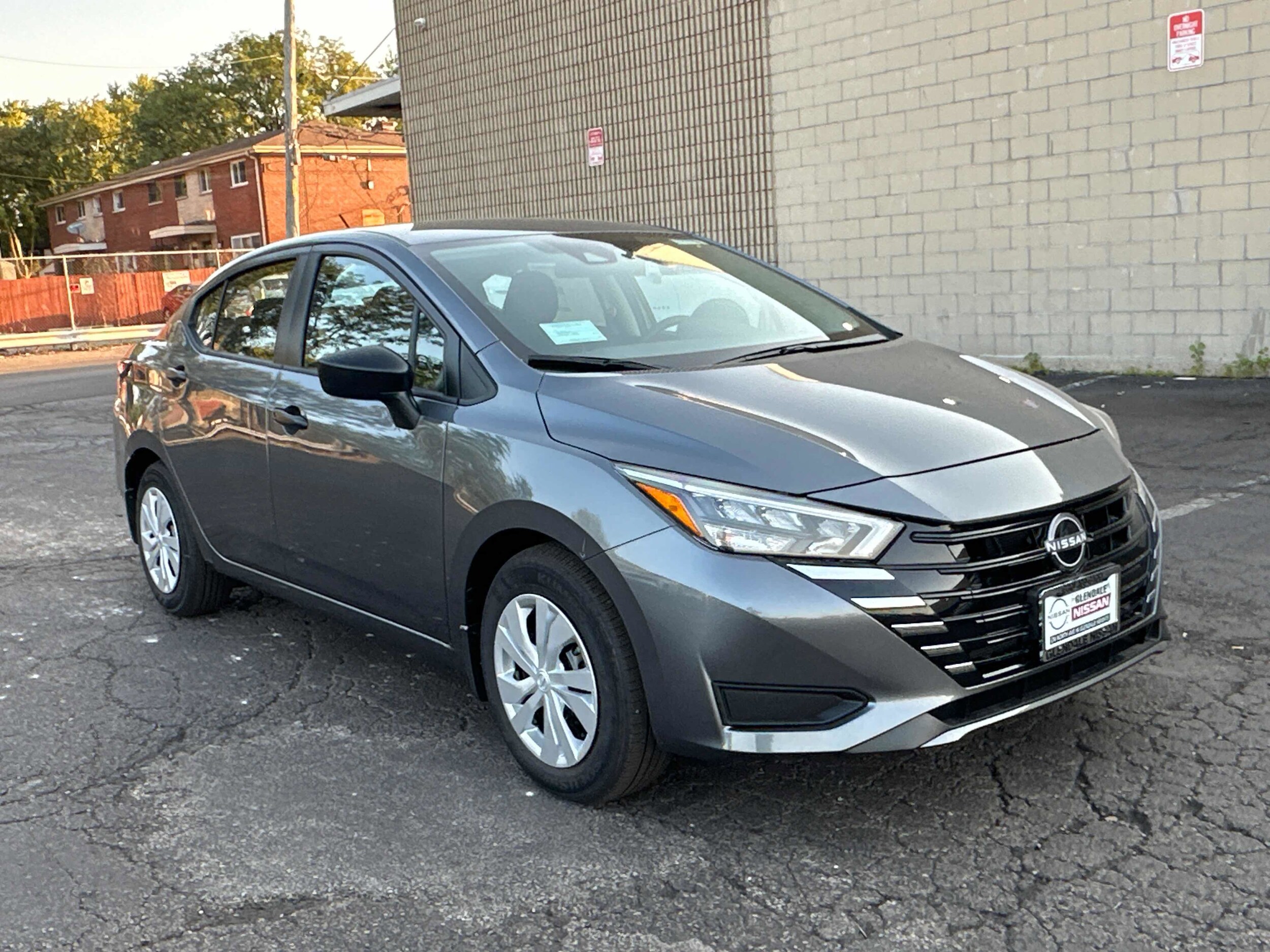 2025 Nissan Versa S photo 3