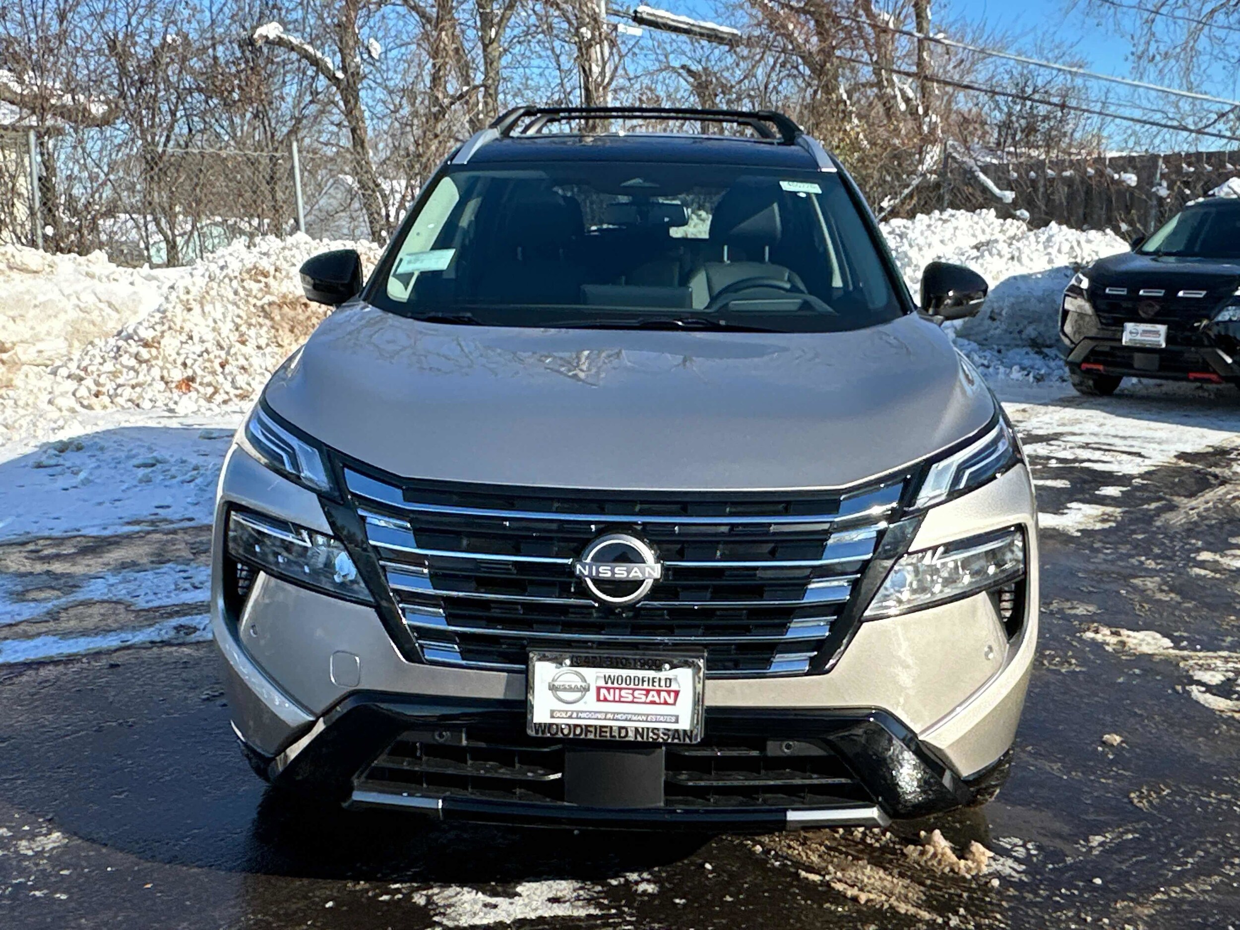 2026 Nissan Rogue Platinum photo 2