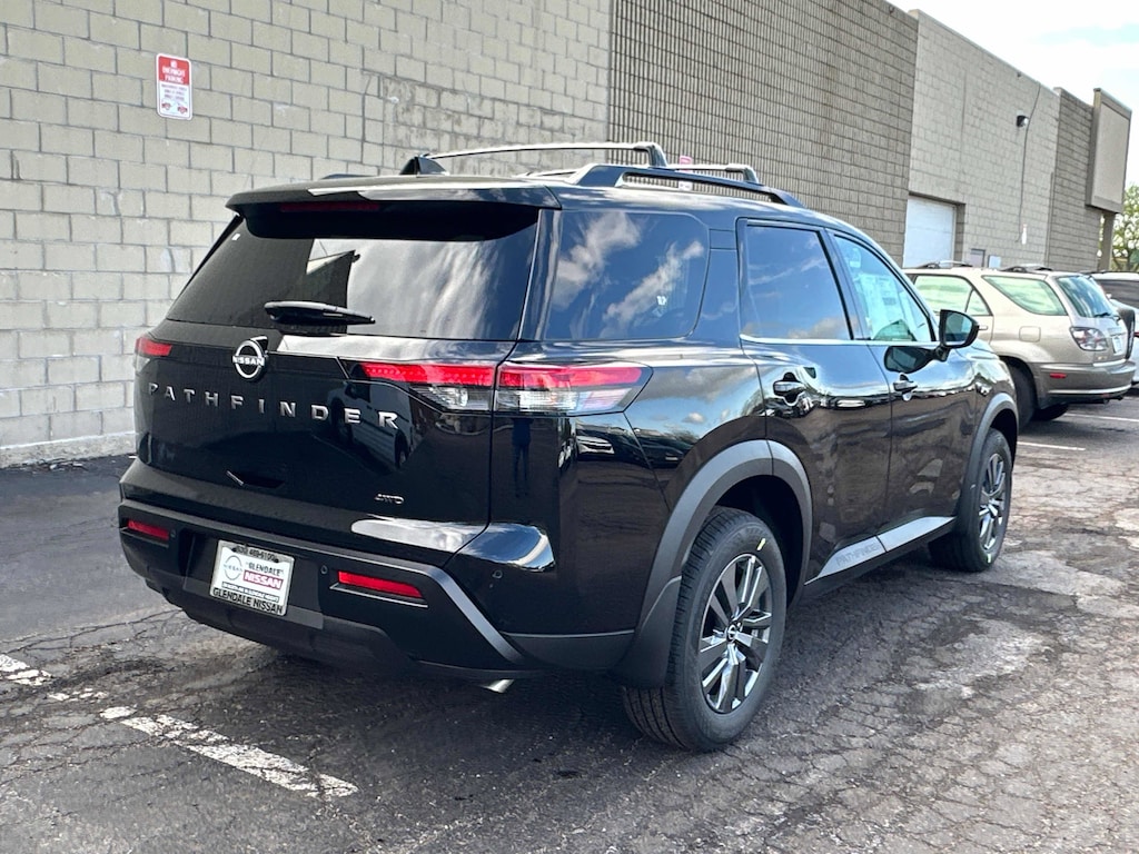 New 2026 Nissan Pathfinder SV SV 4WD