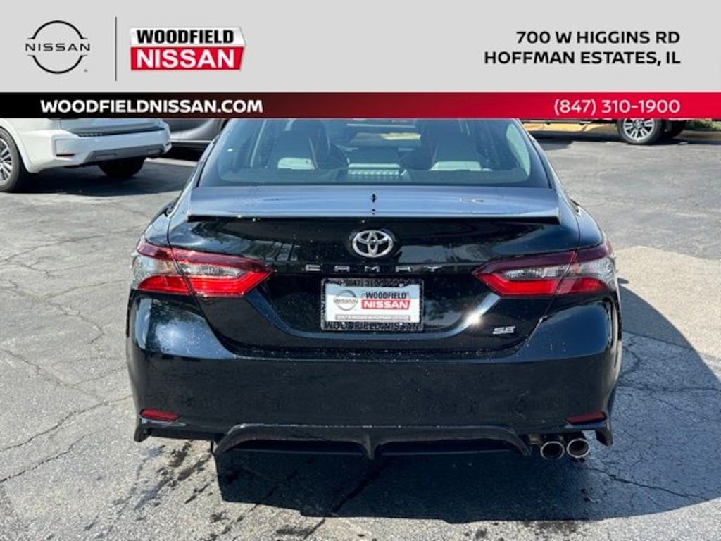 Used 2023 Toyota Camry SE Sedan