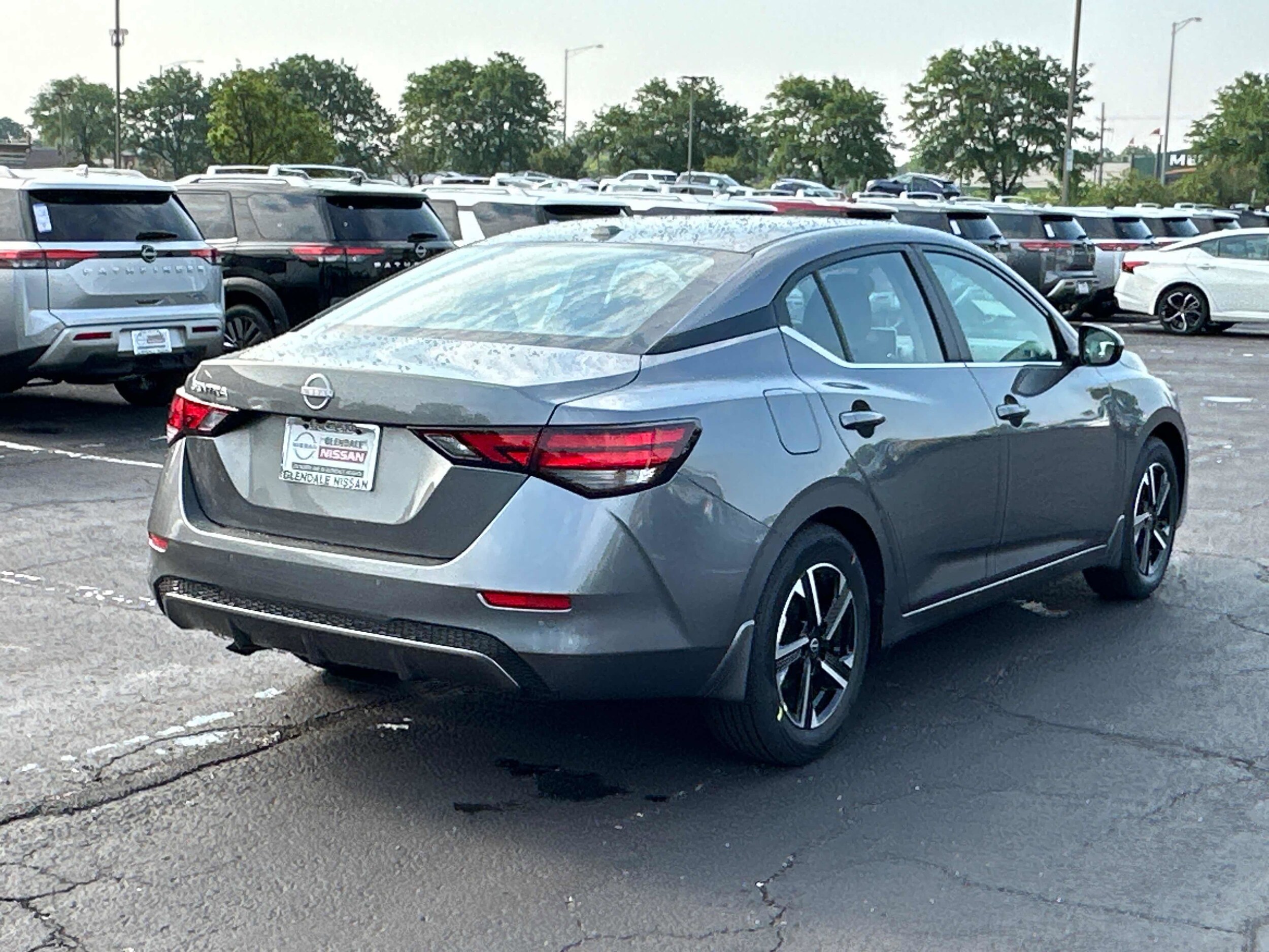 2025 Nissan Sentra SV photo 3