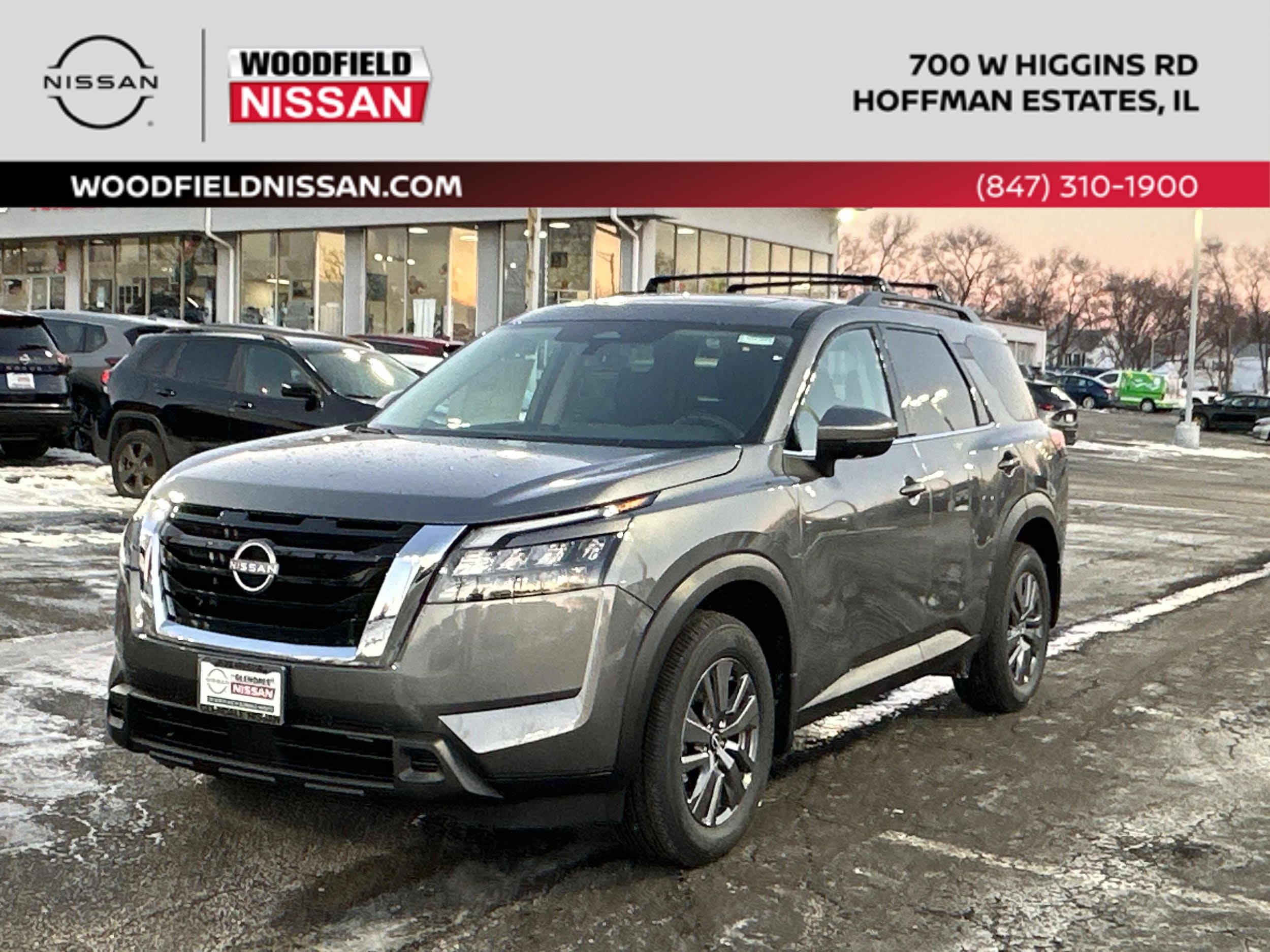 2025 Nissan Pathfinder SV's photo