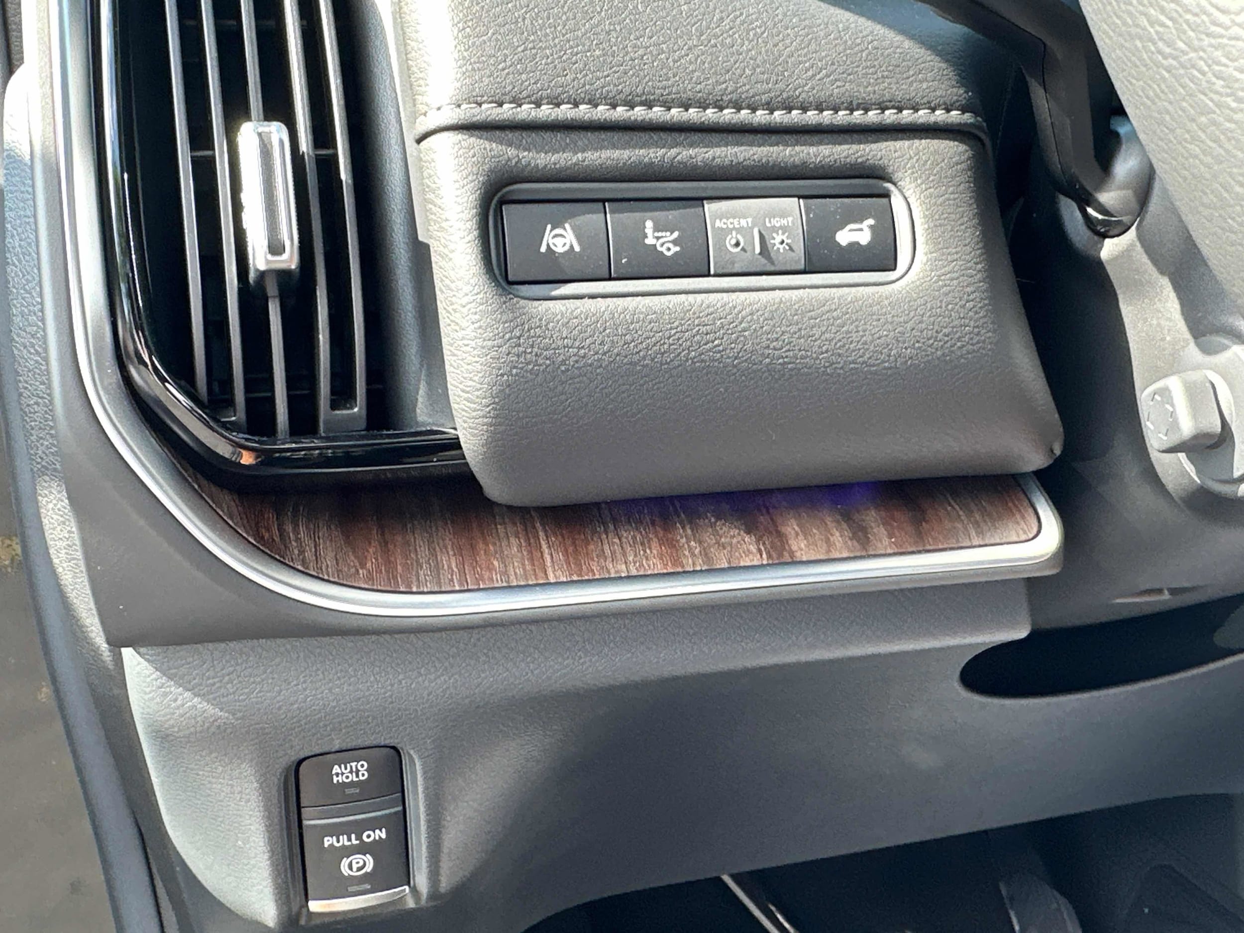 2026 Nissan Armada Platinum - Photo 34