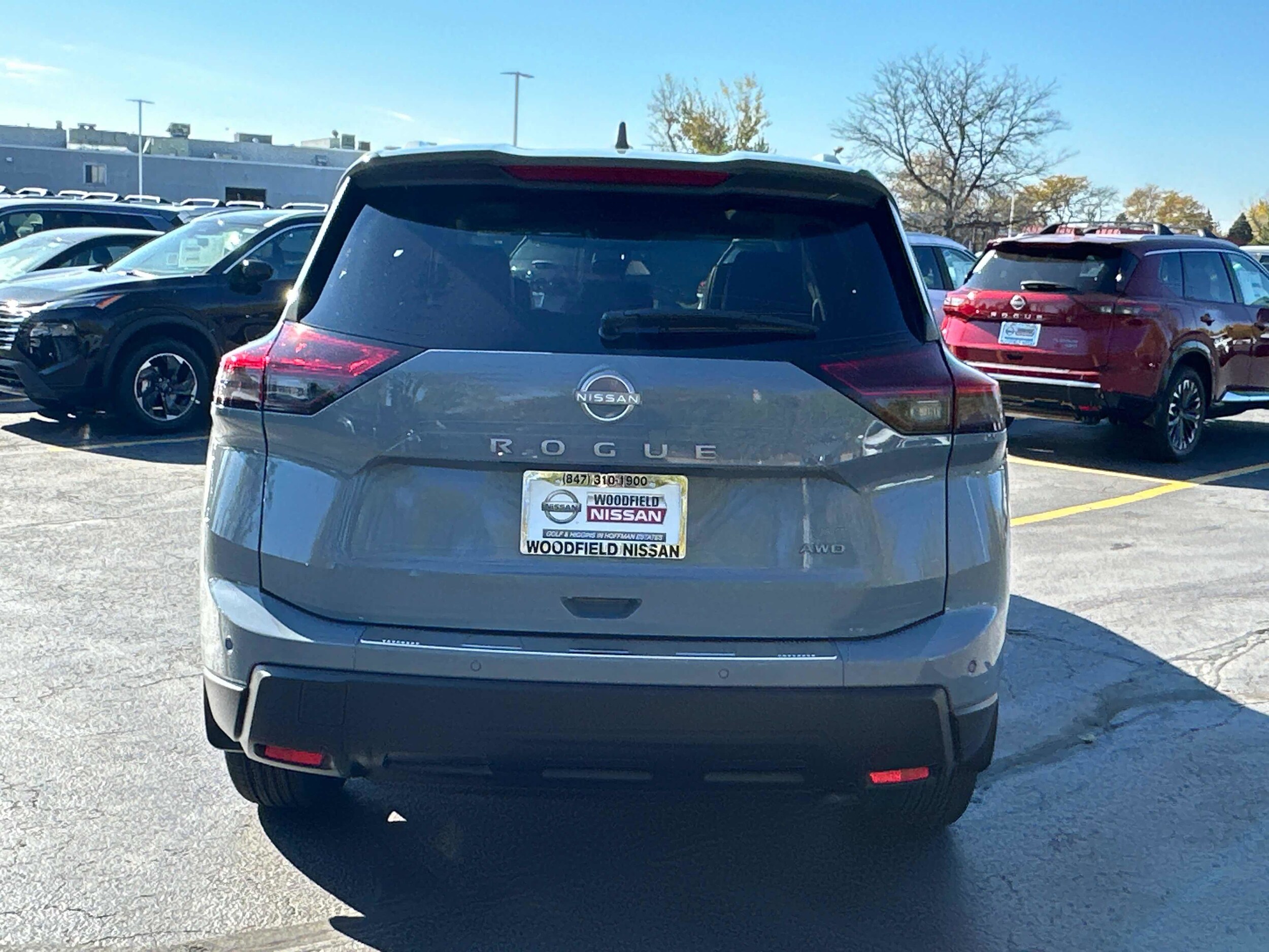 2026 Nissan Rogue AWD SV photo 3