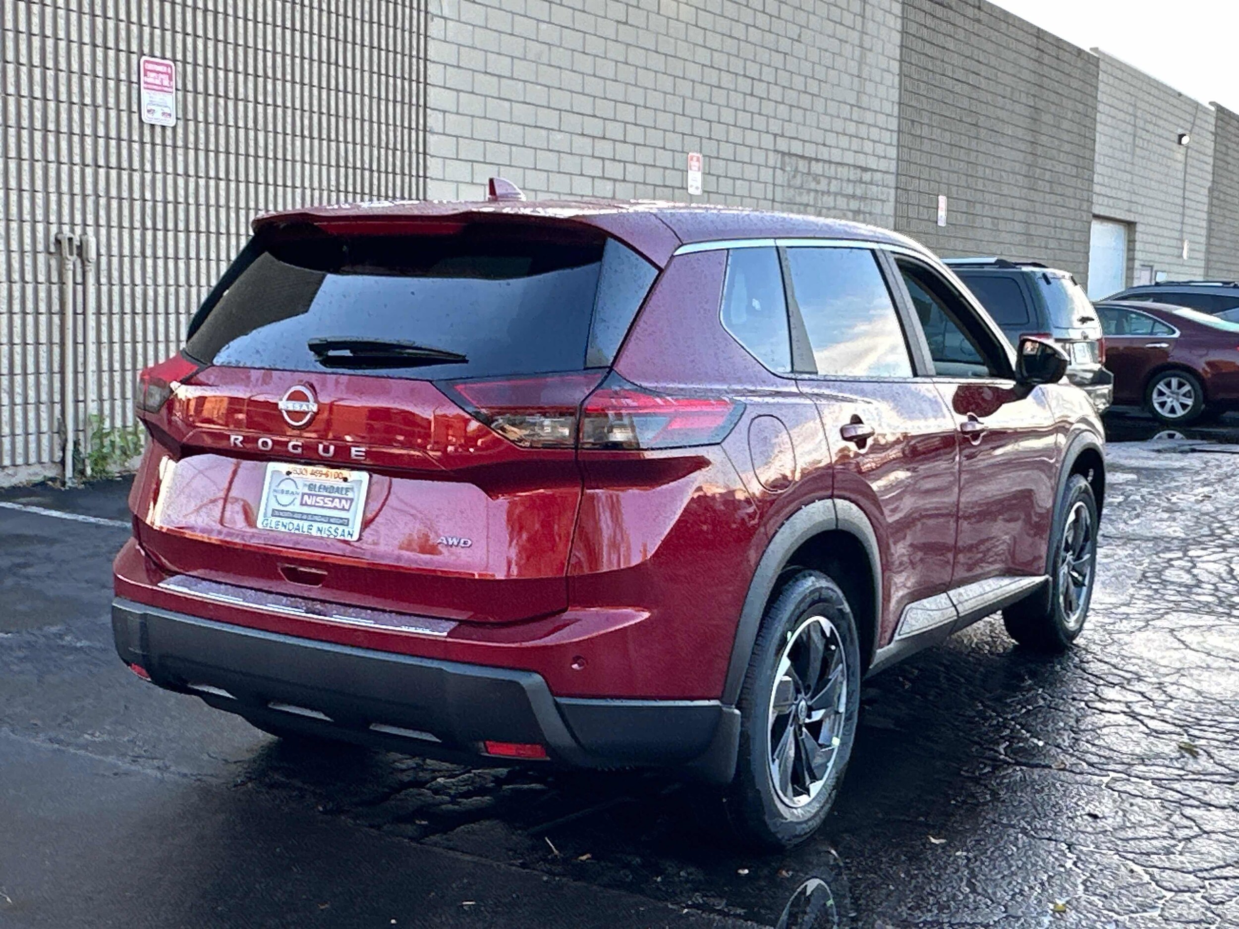 2026 Nissan Rogue AWD SV photo 4