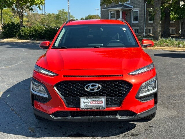 2020 Hyundai Kona SEL photo 2