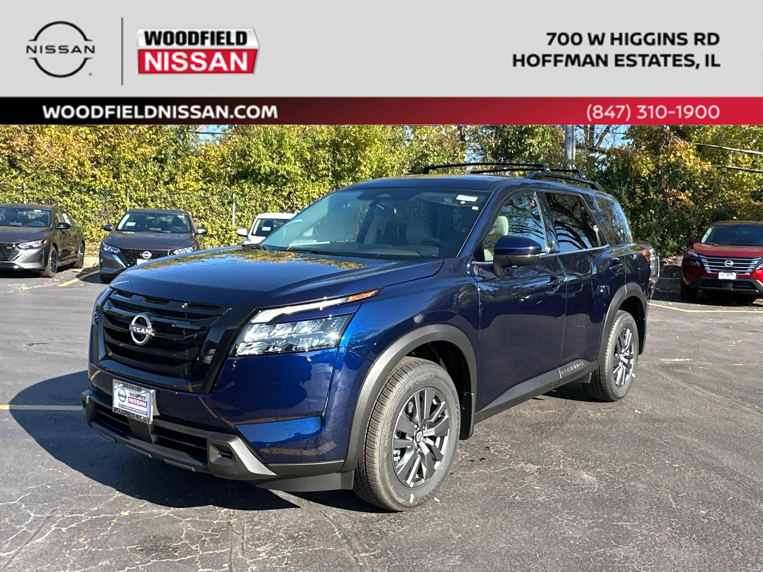 2025 Nissan Pathfinder SV's photo