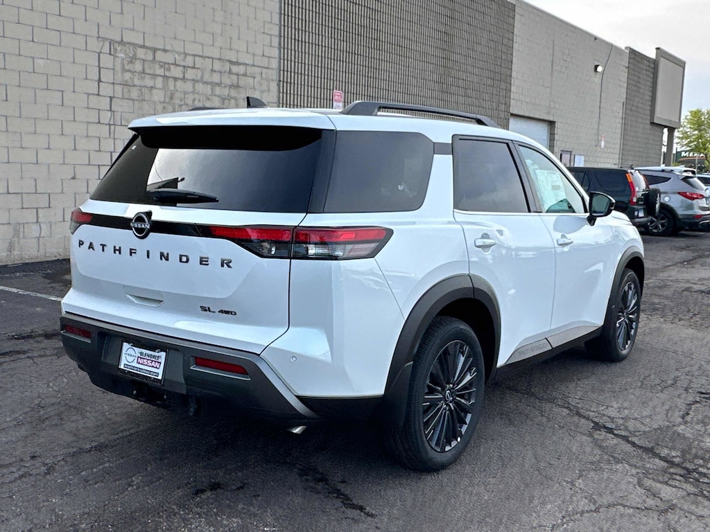 New 2026 Nissan Pathfinder SL SL 4WD