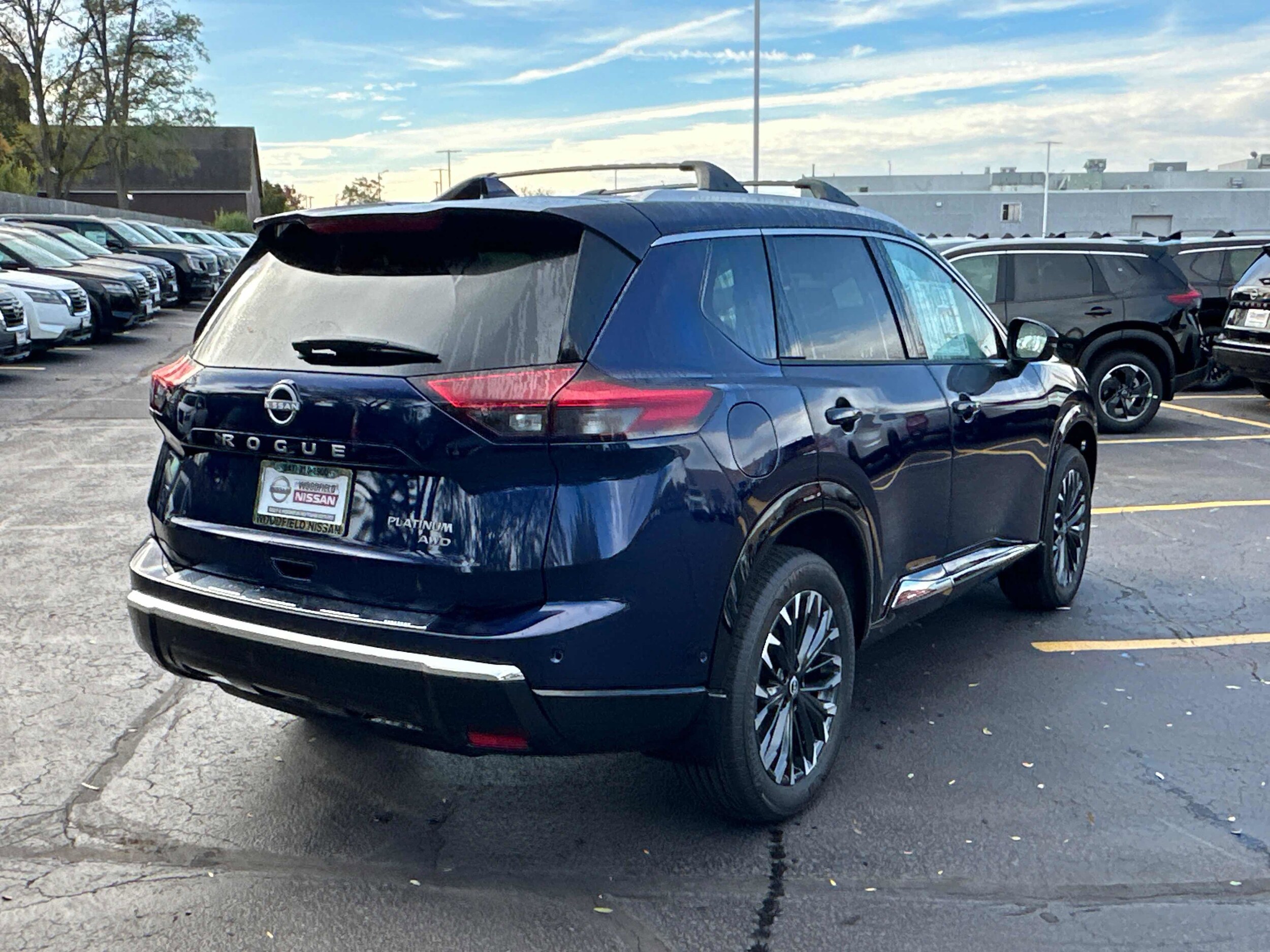 2026 Nissan Rogue Platinum photo 4