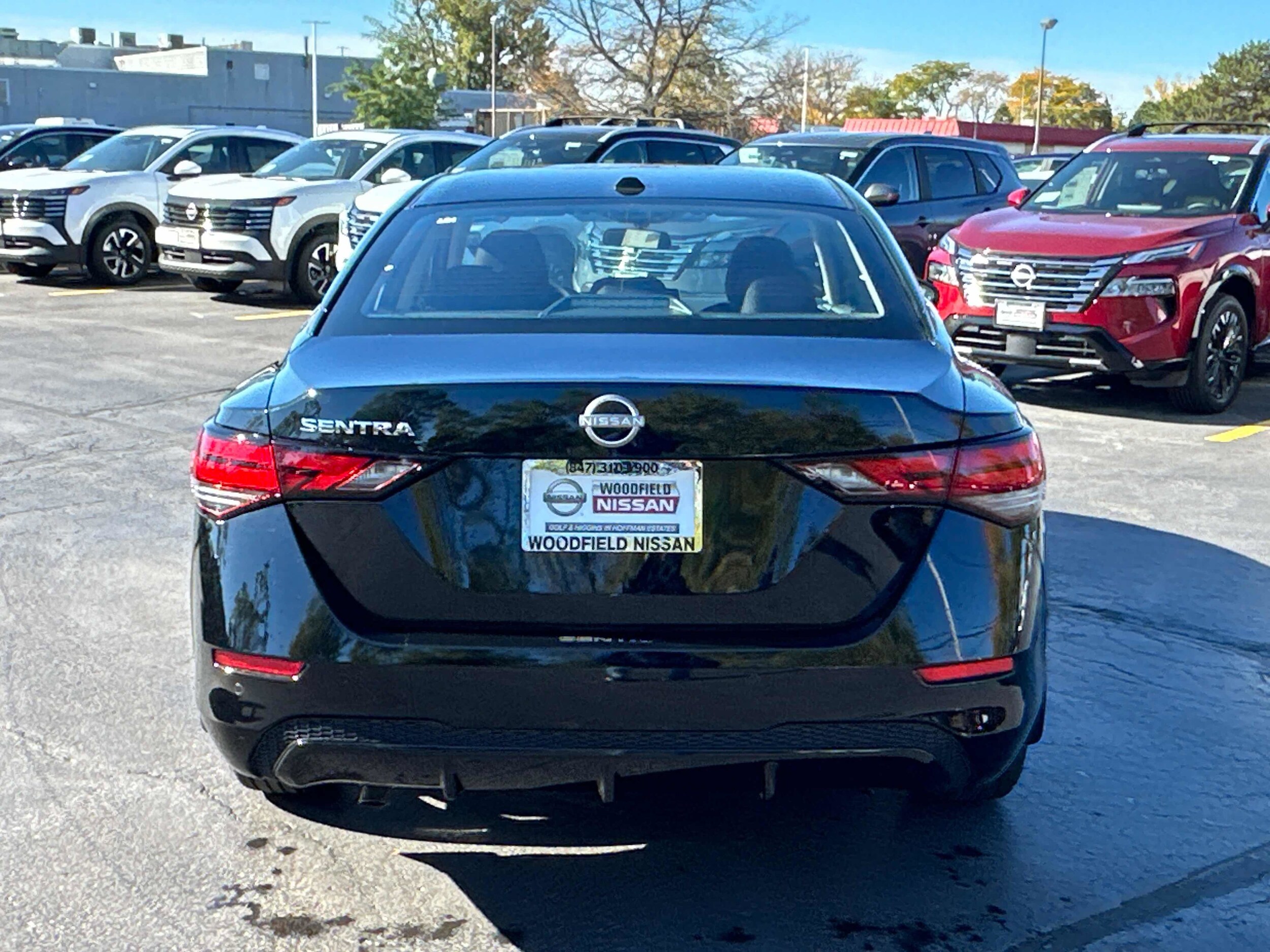 2025 Nissan Sentra SV photo 4