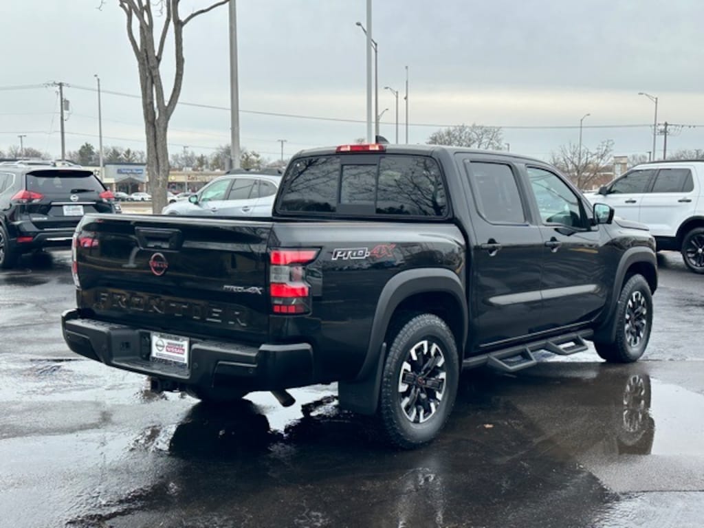 Certified 2022 Nissan Frontier PRO-4X Truck