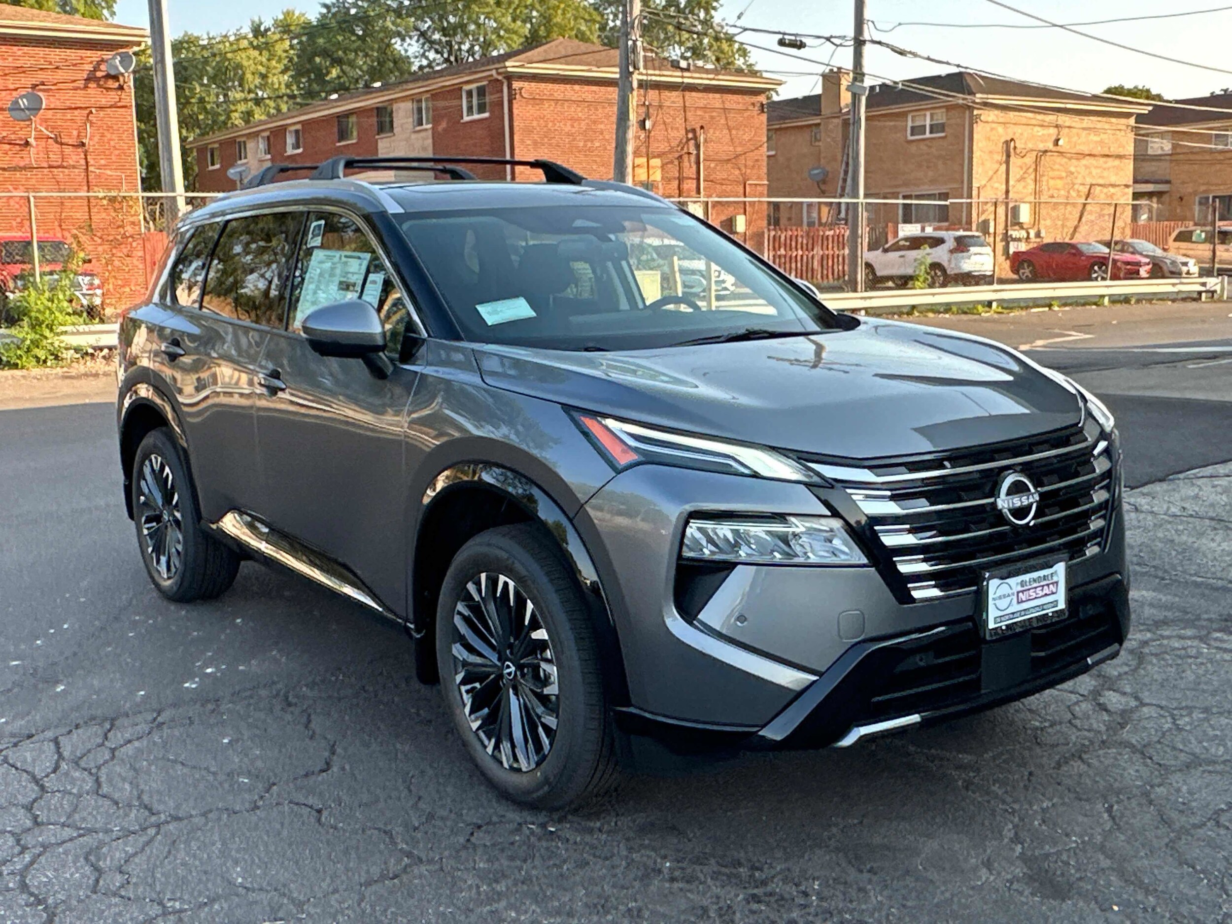 2026 Nissan Rogue Platinum photo 3